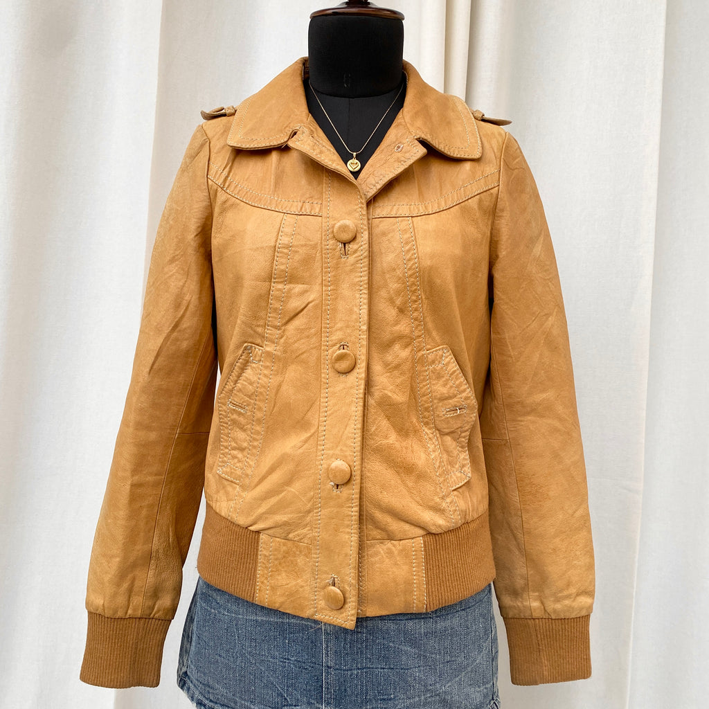 LIGHT BROWN LEATHER JACKET (M/L)