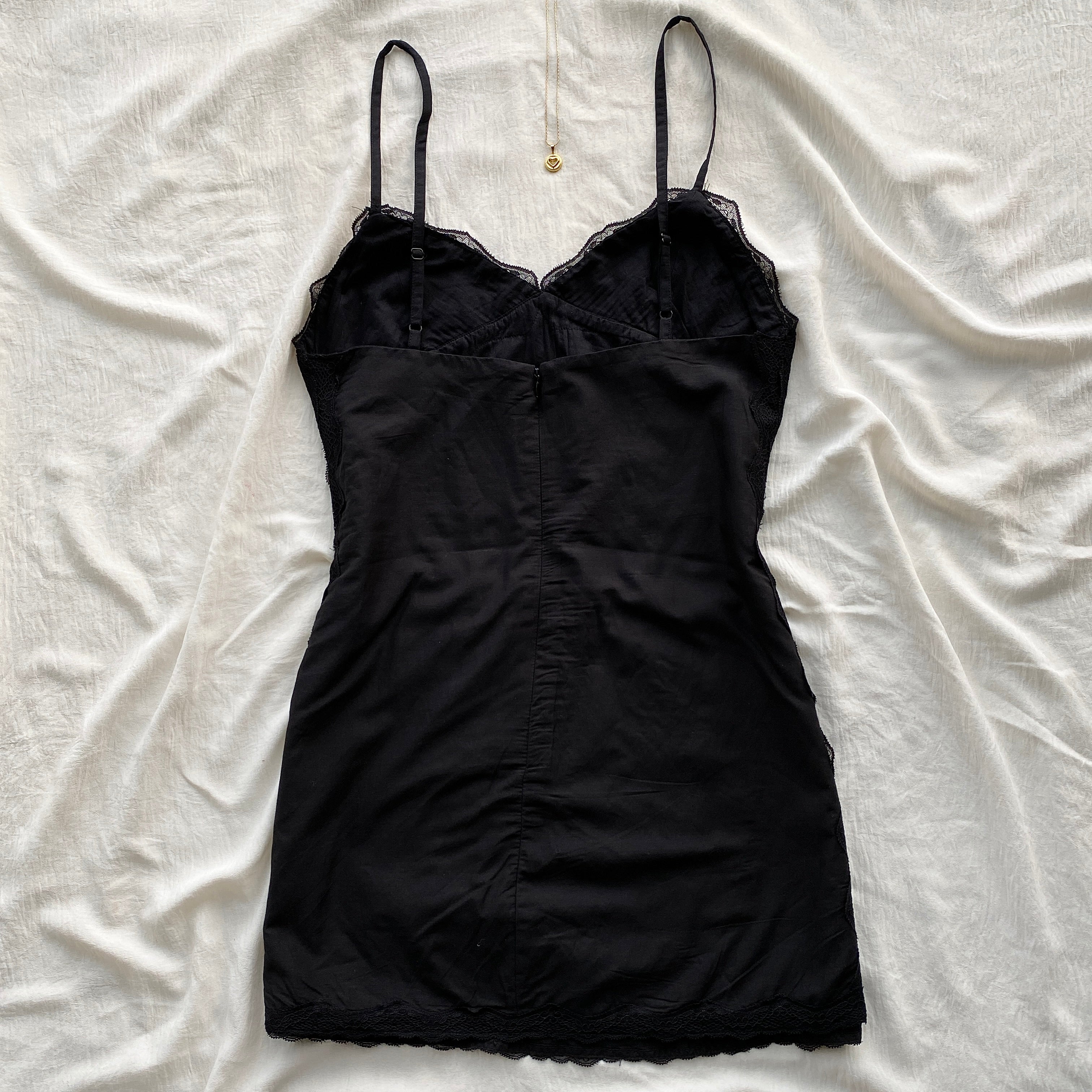 BLACK LACE DRESS FROM ZARA (Bust : 32-34, Upper Waist : 28-32)