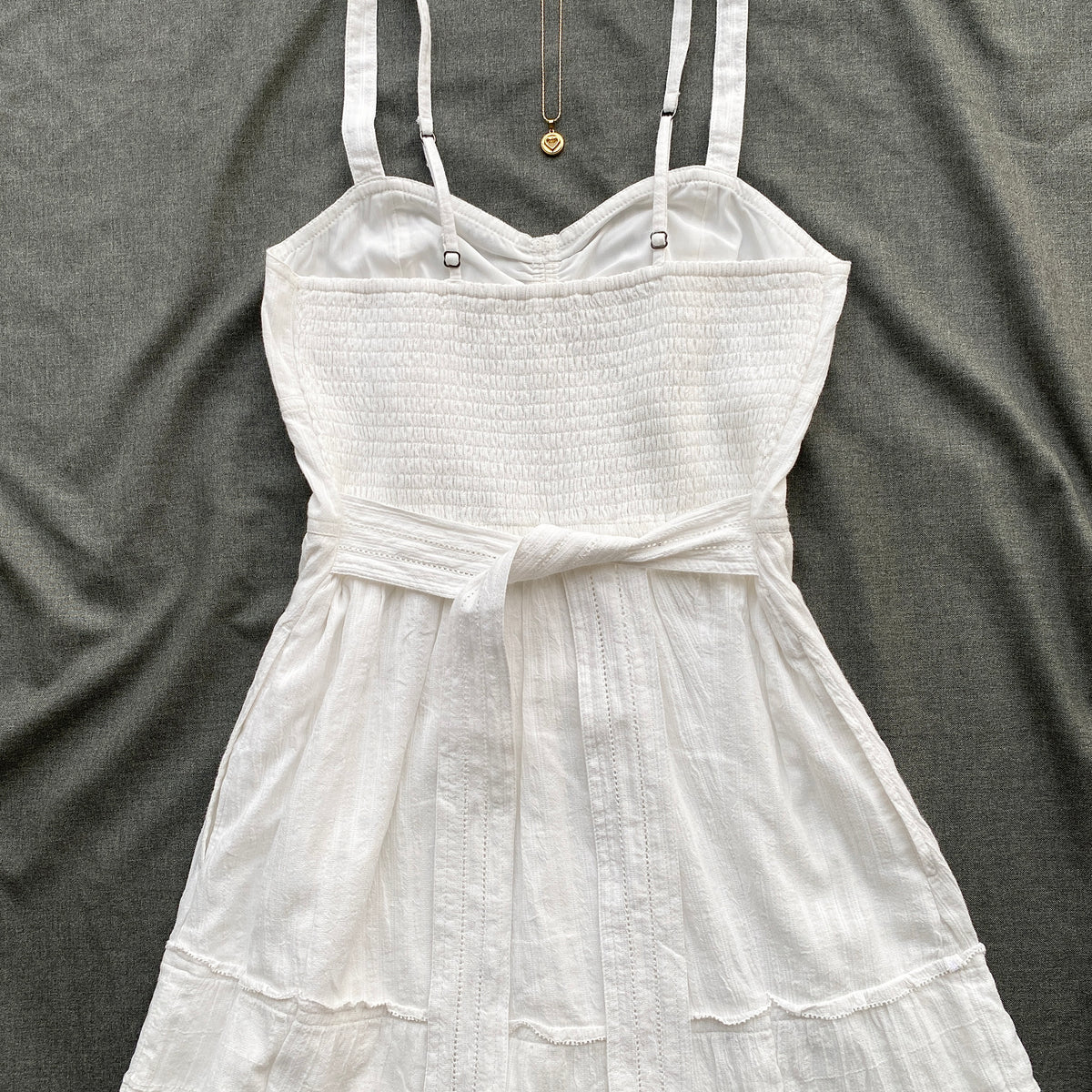 WHITE DRESS FROM HOLLISTER (Bust : 30-34, Upper Waist : 24-28)