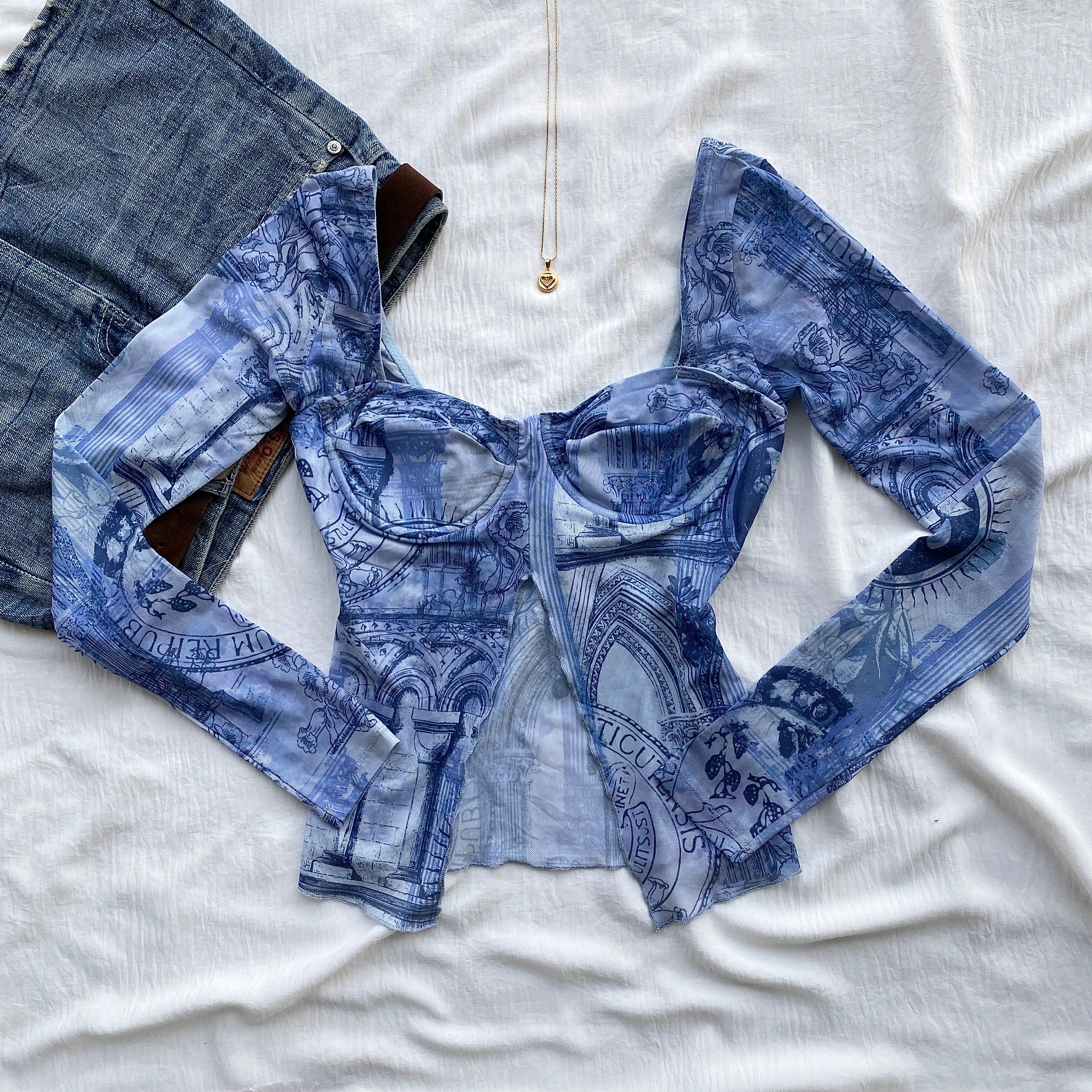 BLUE TOP FROM GLASSONS (Bust : 30-34, Upper Waist : 26-30)