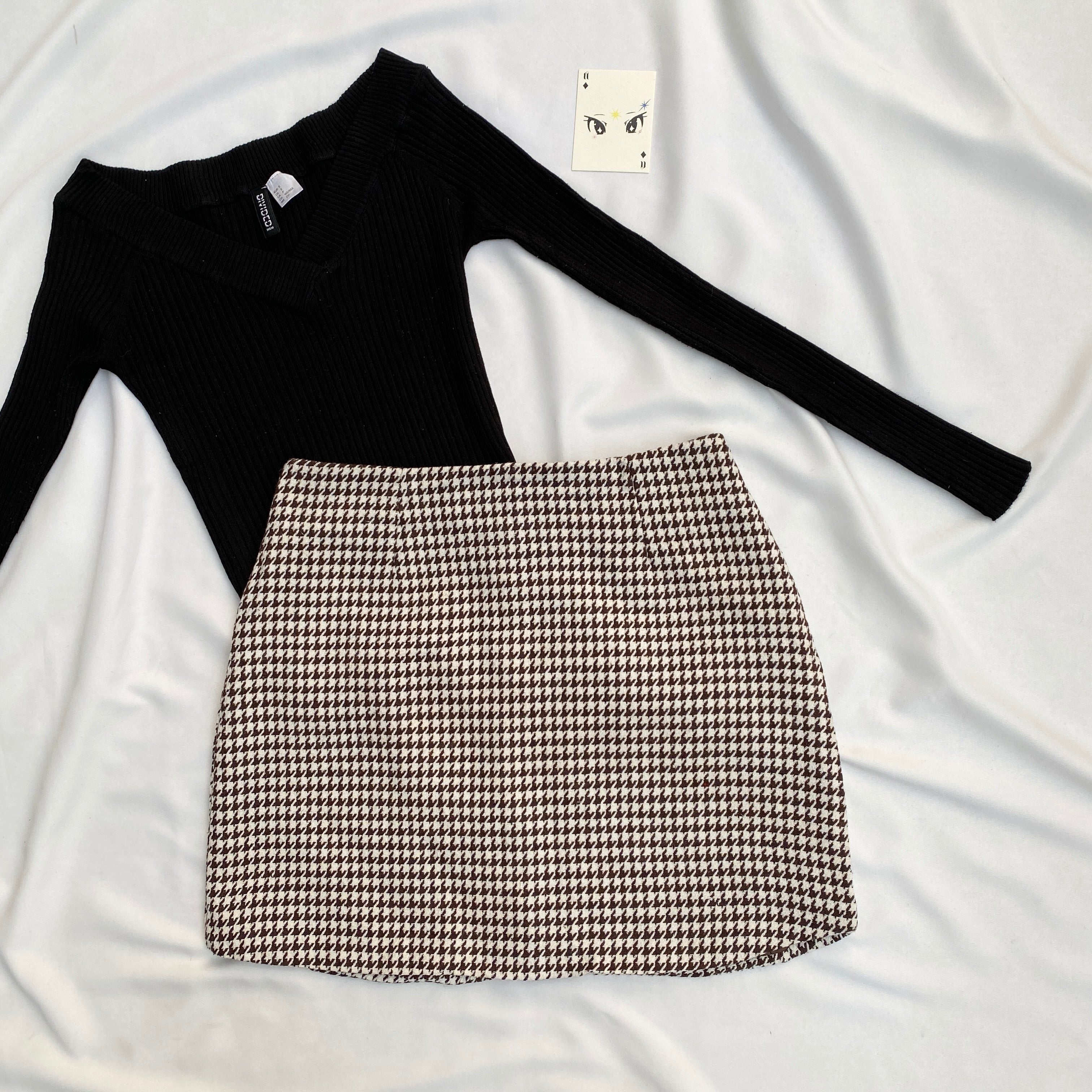 BROWN HOUNDSTOOTH SKIRT (Waist : 24-26)