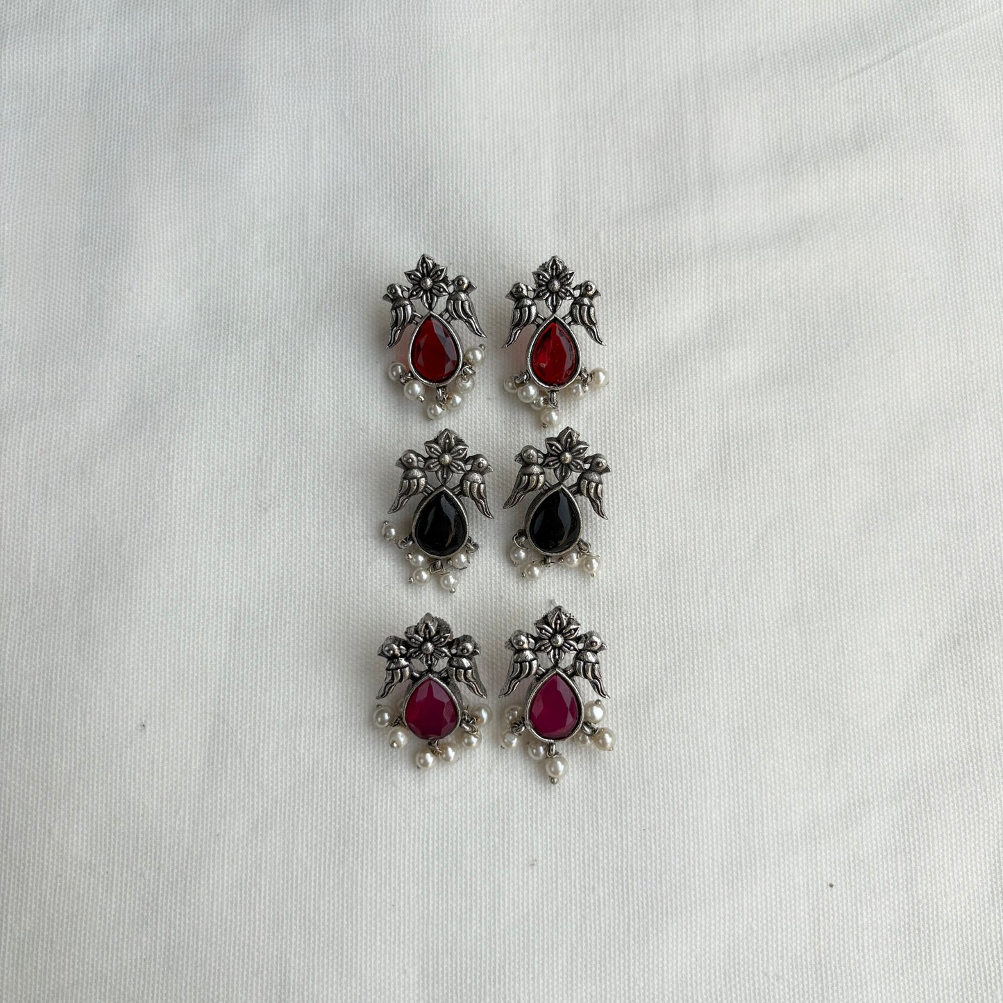 BIRD EARRING WITH STONE