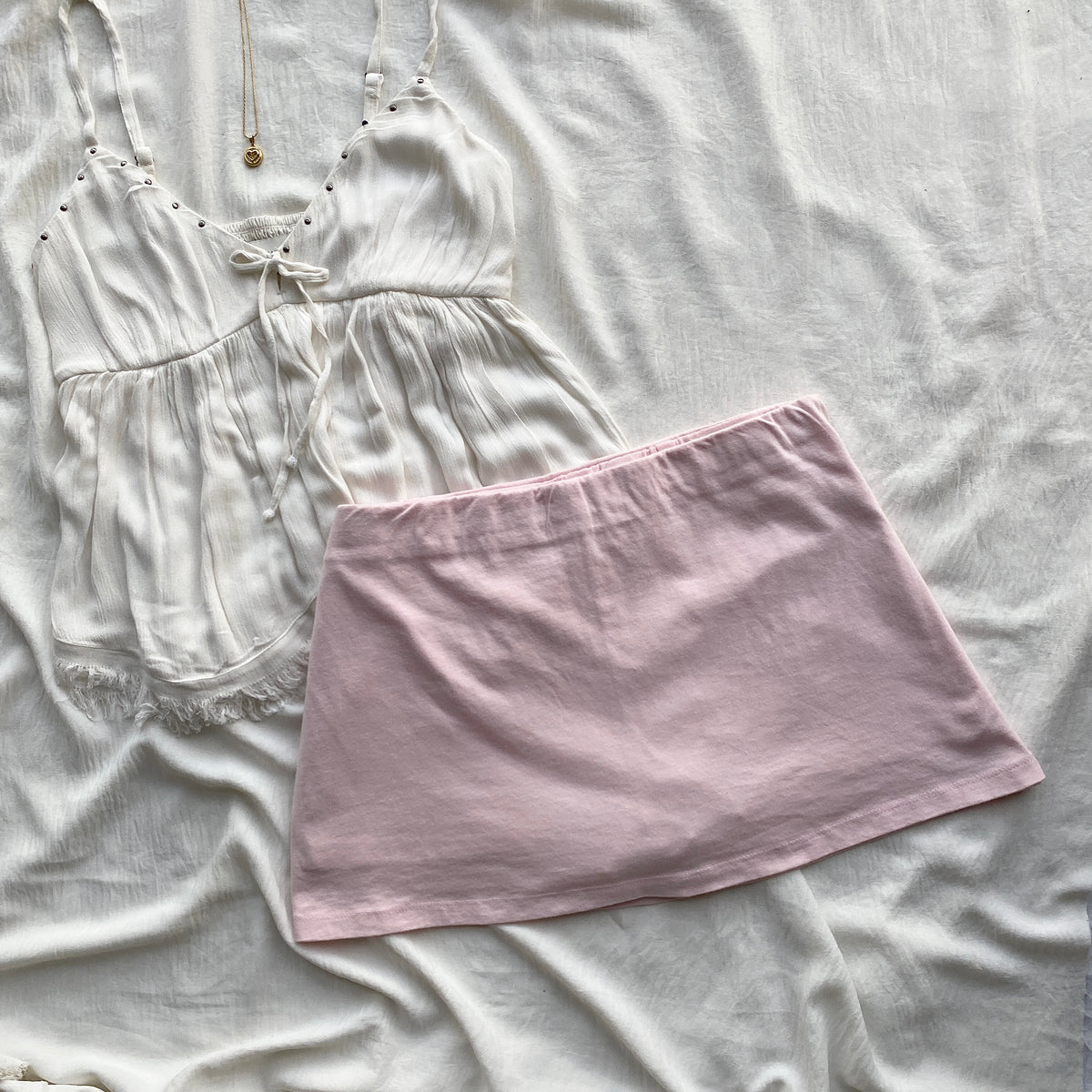 PINK SKIRT FROM FREE PEOPLE (Waist : 30-34)