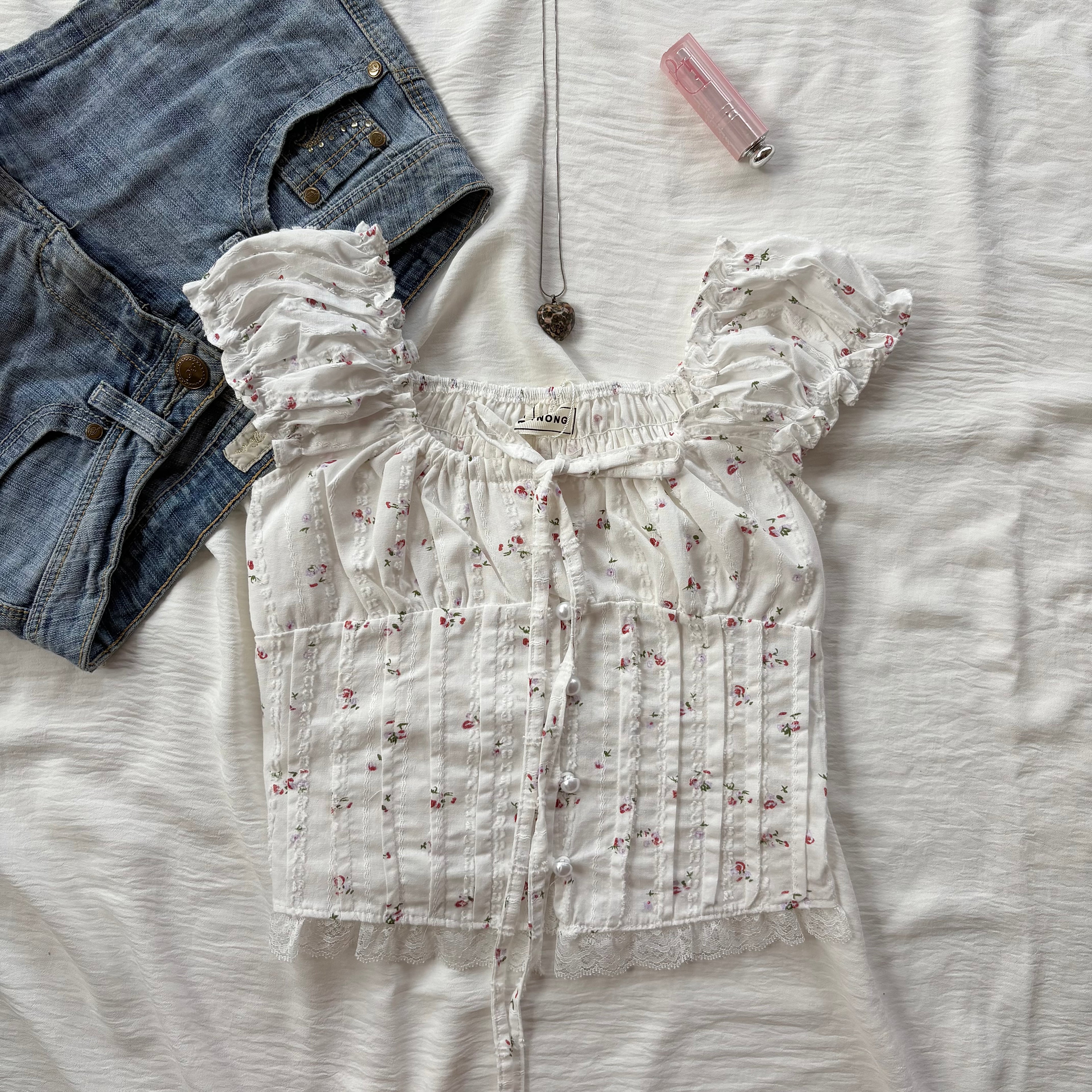 WHITE FLORAL TOP (Bust : 28-34, Upper Waist : 24-28)