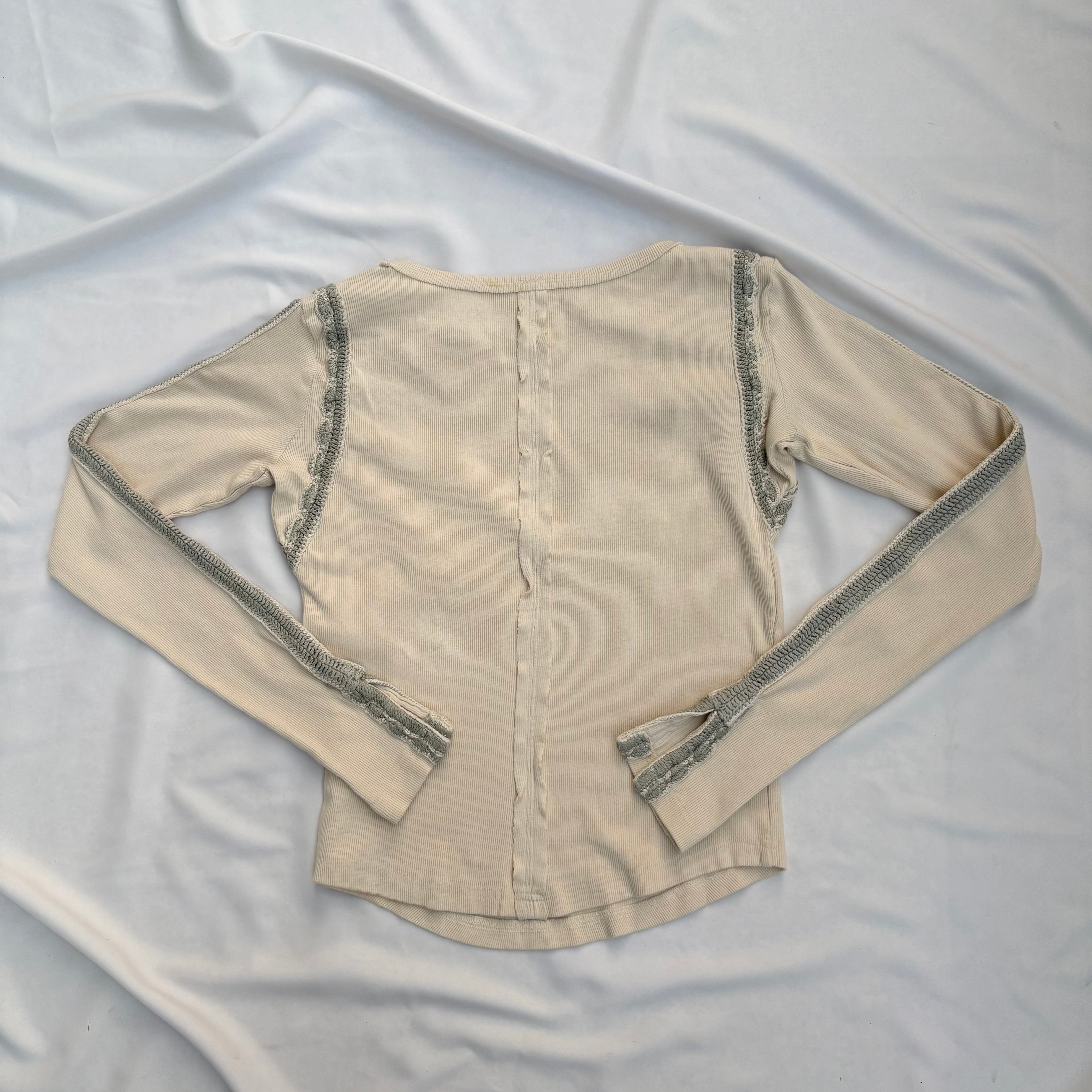 BEIGE KNITTED TOP FROM FREE PEOPLE (S)