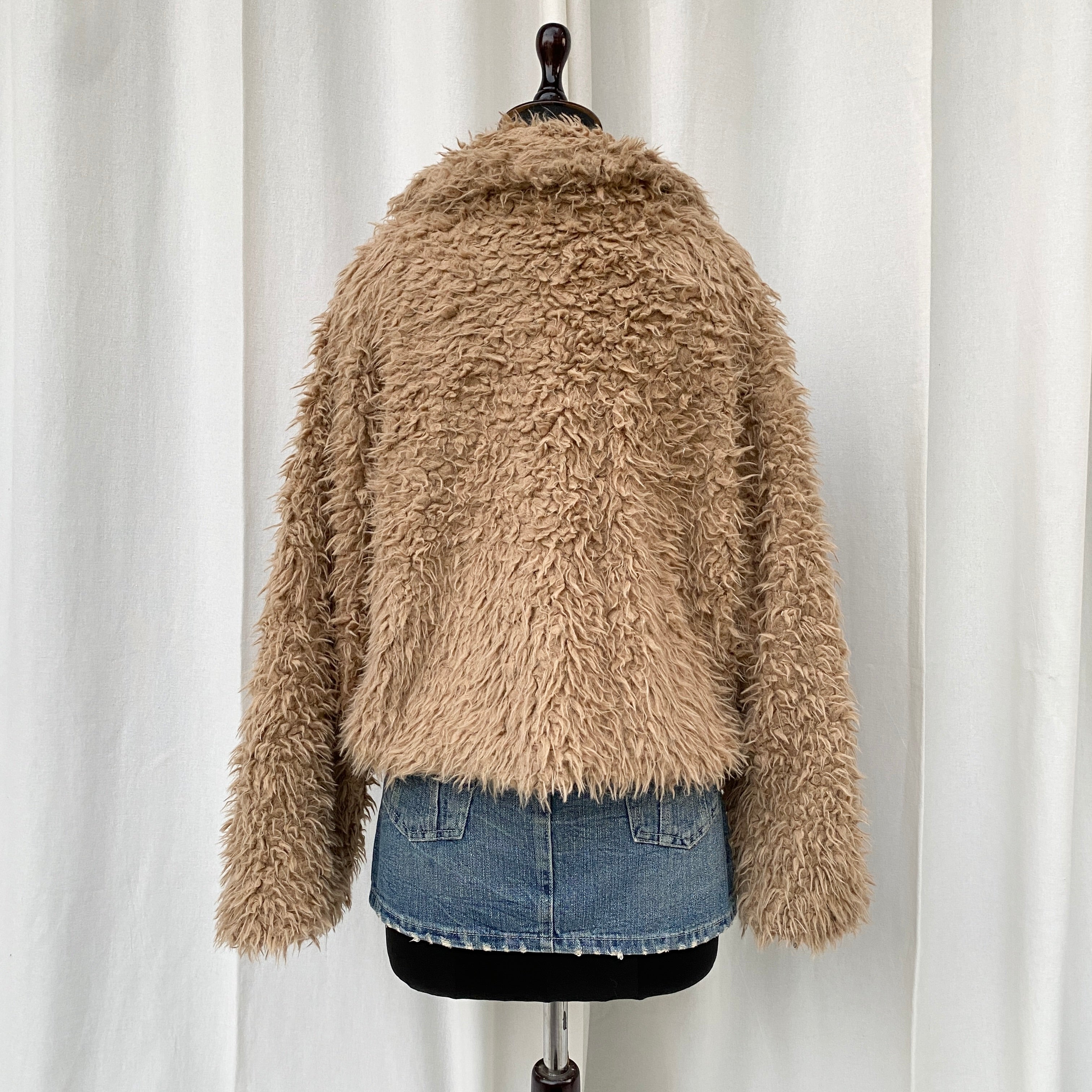 FAUX FURR COAT (S/M)