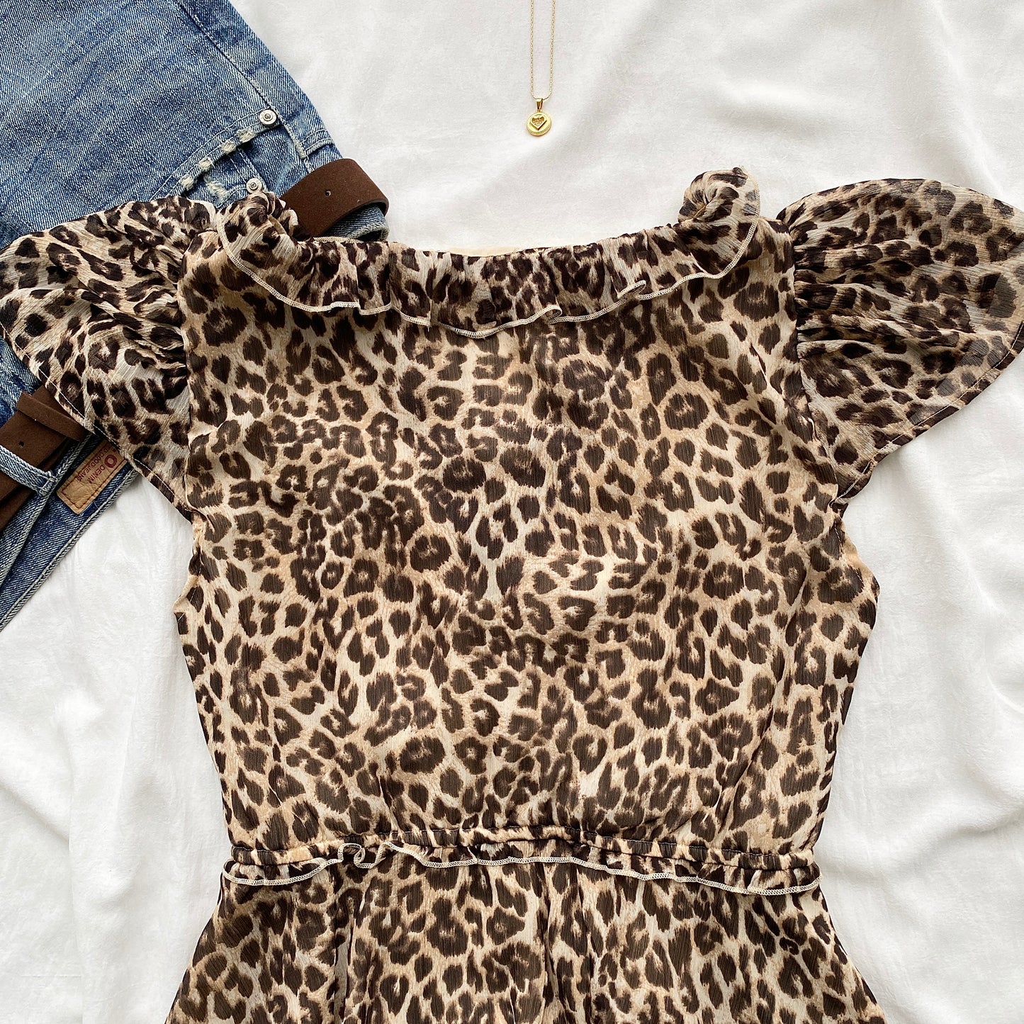 ANIMAL PRINT RUFFLE TOP (Bust : 34-36, Upper Waist : 28-32)