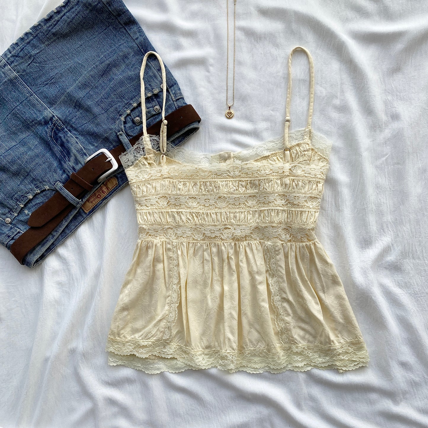 BUTTER YELLOW LACE TOP FROM KIMCHI BLUE (Sizes available)