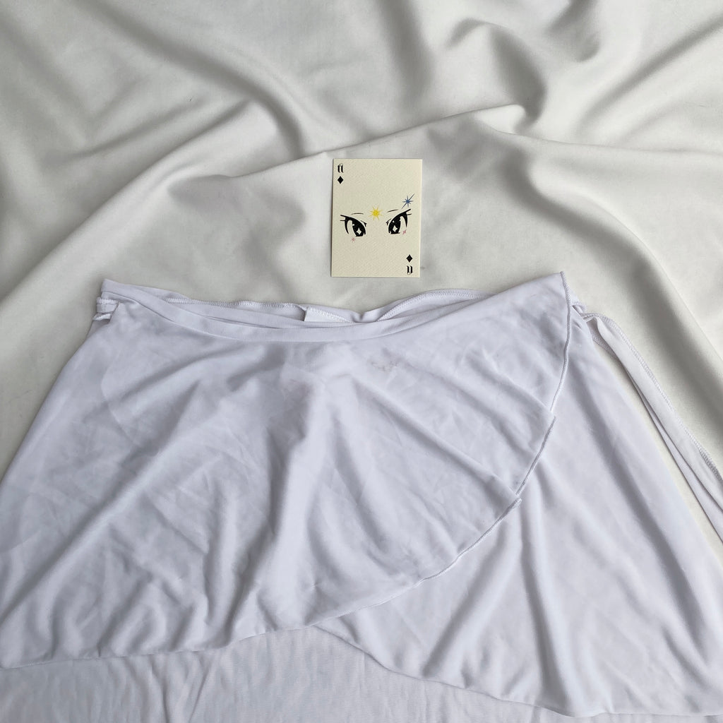 WHITE BIKINI WRAP SKIRT FROM DECATHLON (Waist : 24-28)