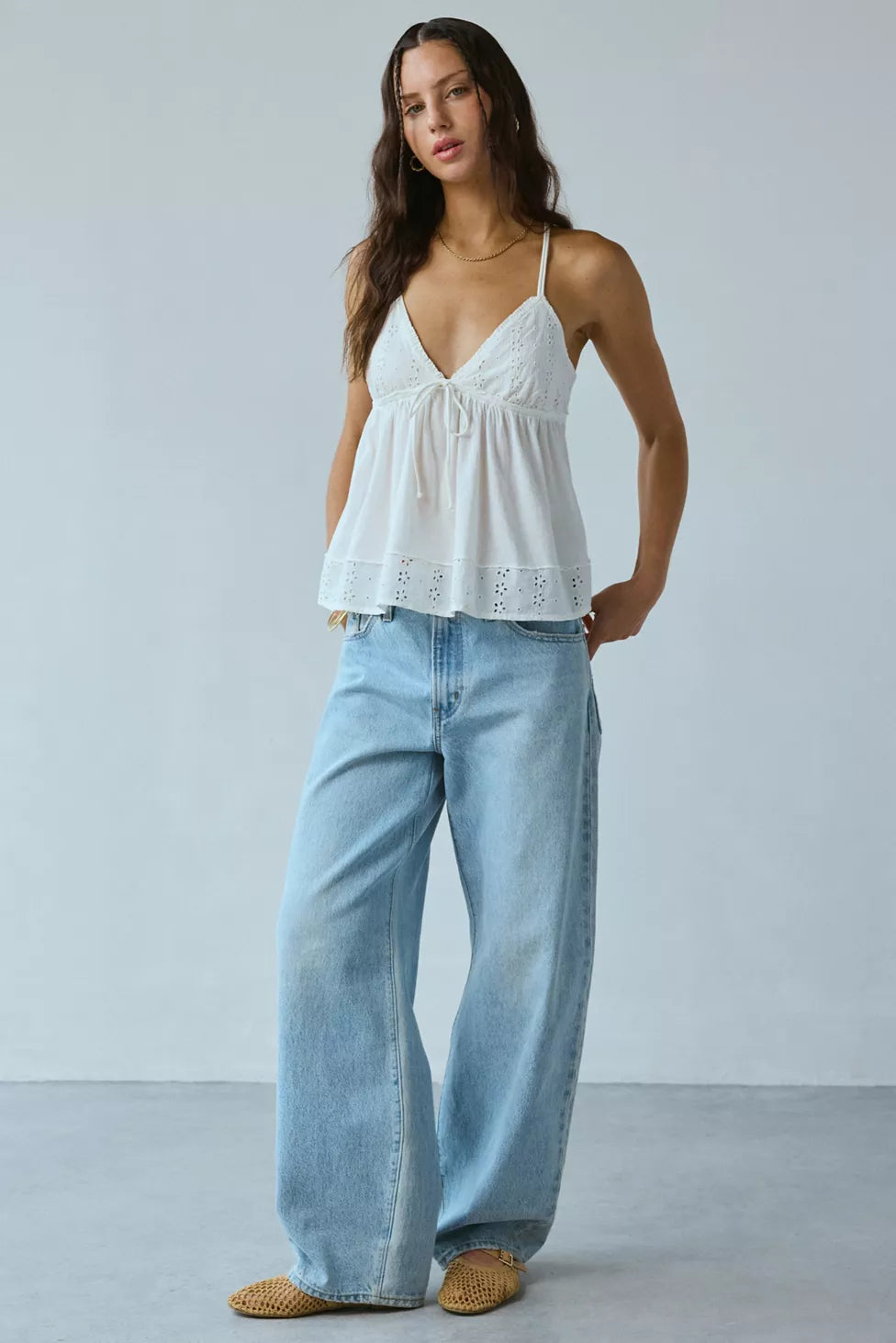 EYELET BABYDOLL TOP FROM URBAN OUTFITTERS IN WHITE (Multiple sizes available)