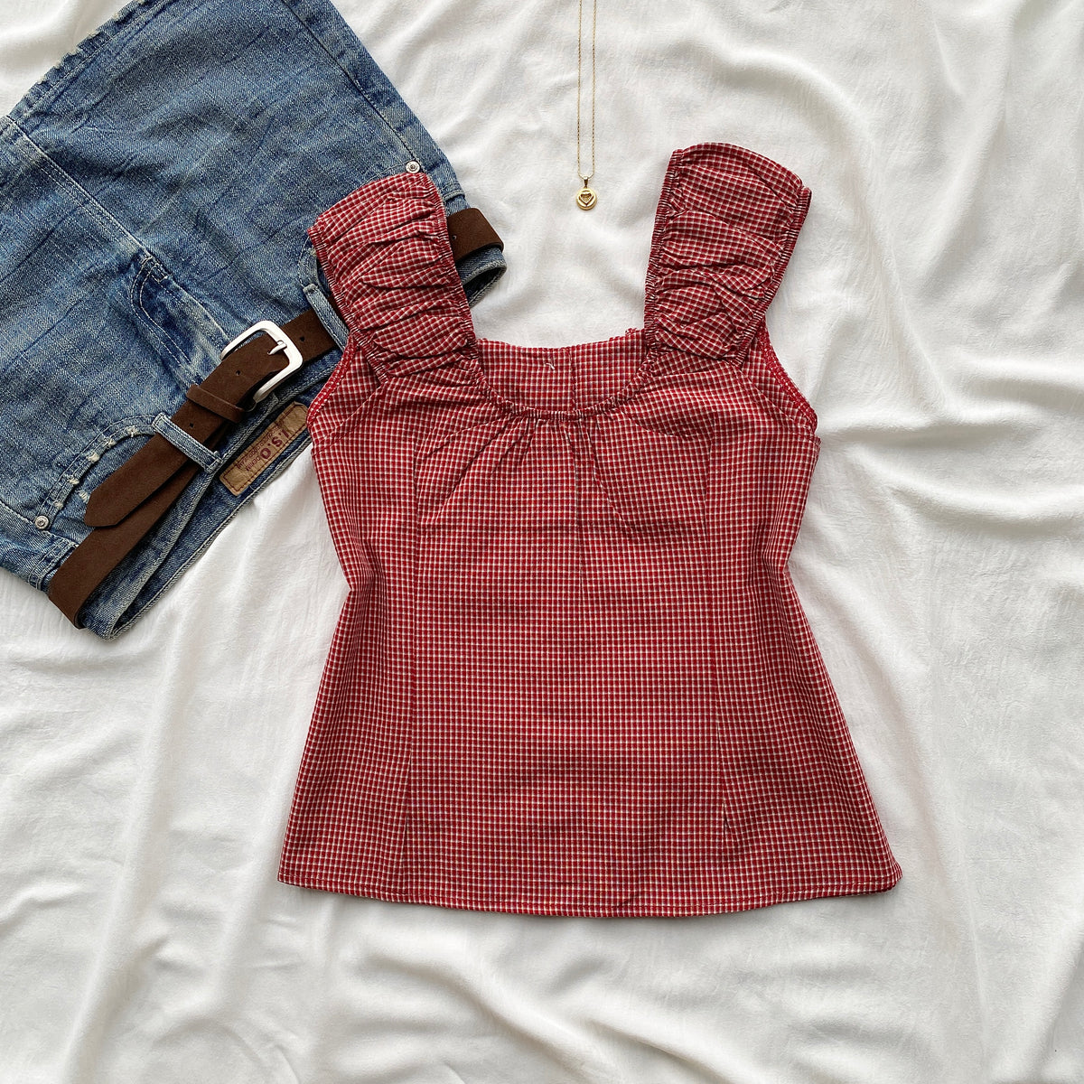 DOLLY PLAID TOP IN RED (Bust : 32-34, Upper Waist : 28-32)