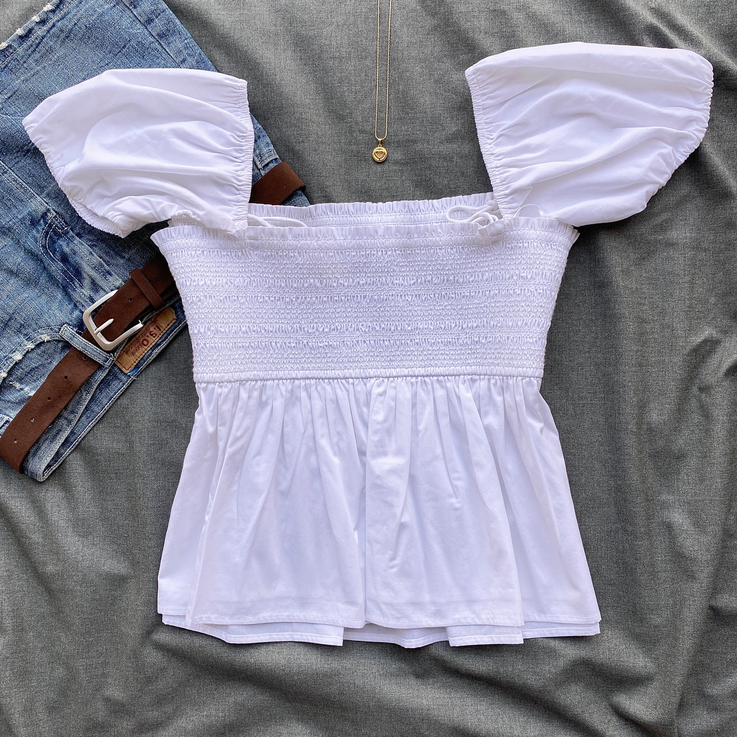 WHITE TOP FROM ABERCROMBIE AND FITCH (Two sizes)