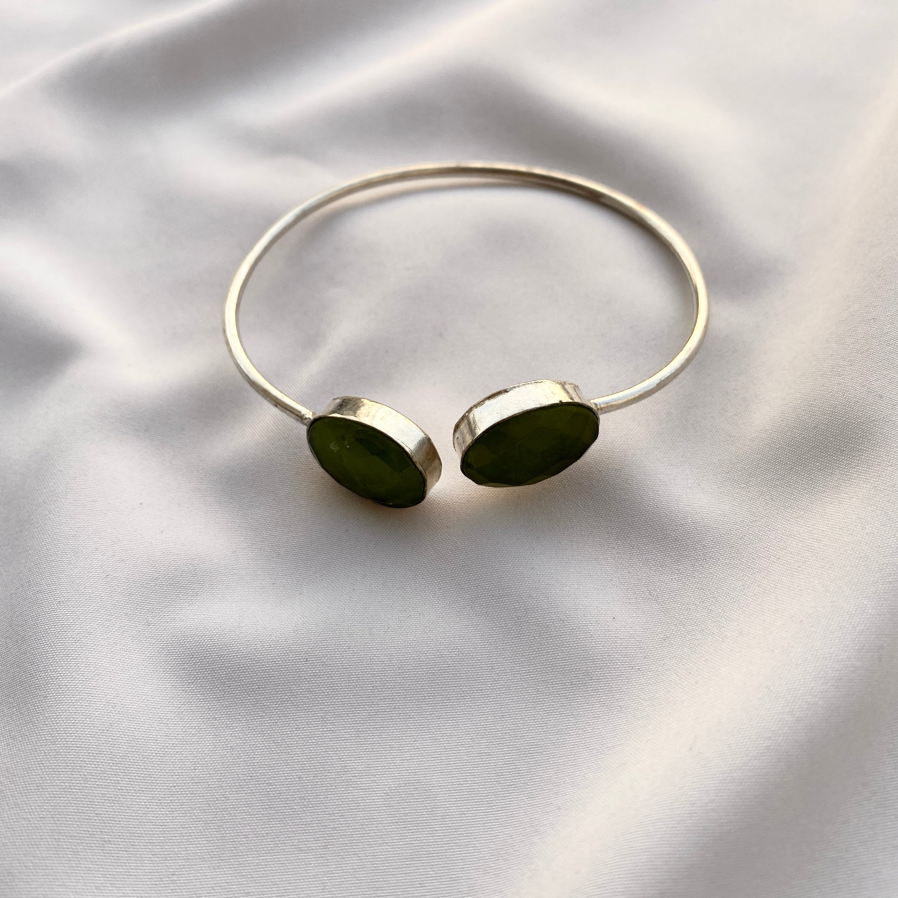 STONE BRACLET