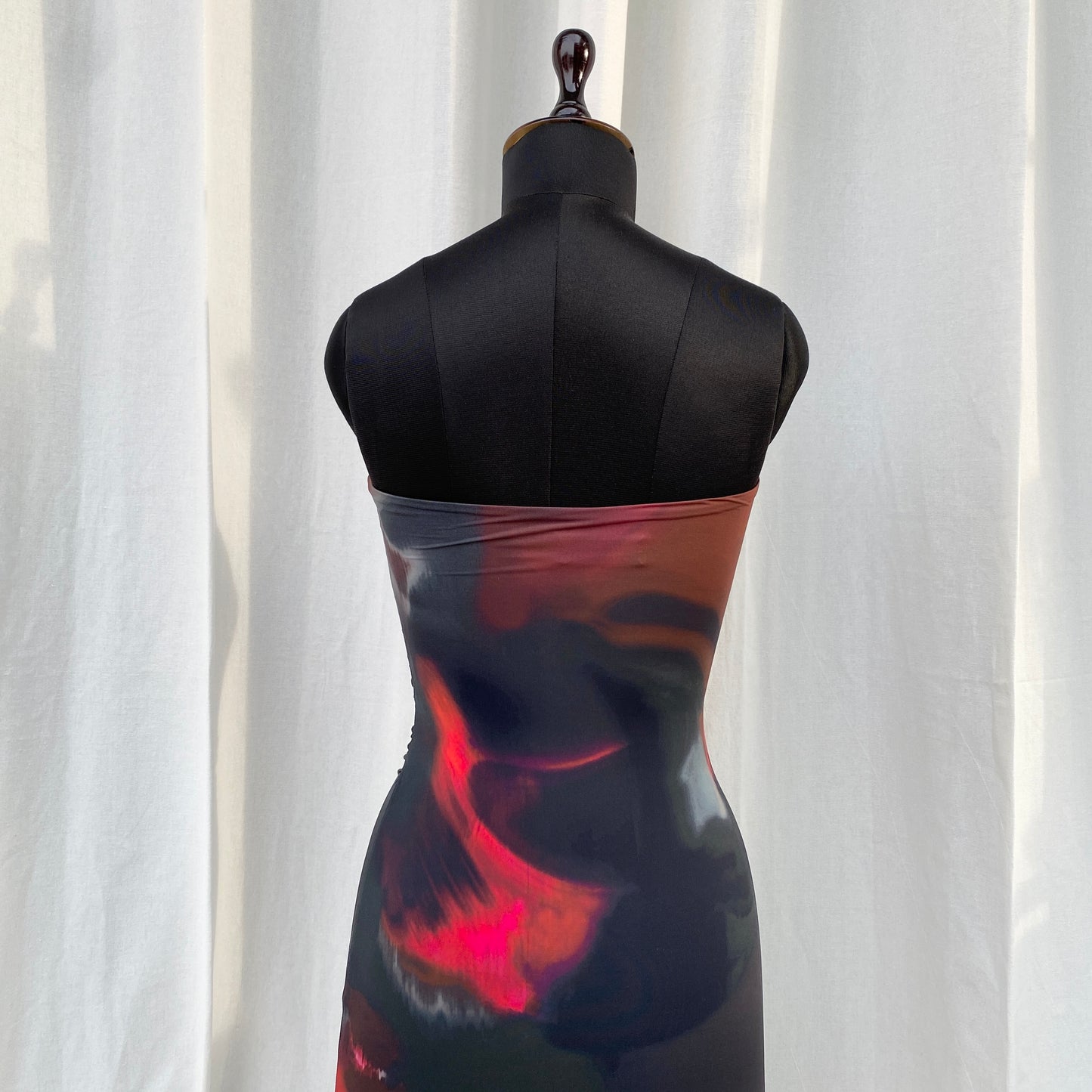 BLACK STRAPLESS MINI DRESS  ( Bust : 30-34, Upper Waist : 23-28)