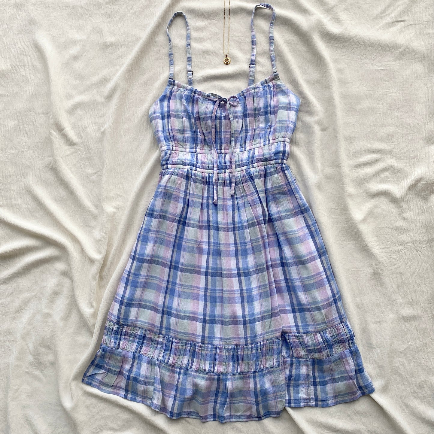 PLAID DRESS FROM HOLLISTER (Bust : 30-34, Upper Waist : 22-28)