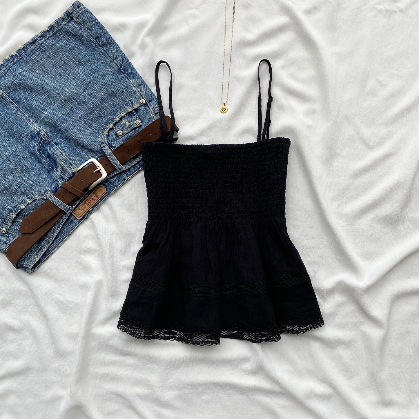 BLACK BABYDOLL TOP FROM AMERICAN EAGLE (Bust : 30-34, Upper Waist : 24-28)