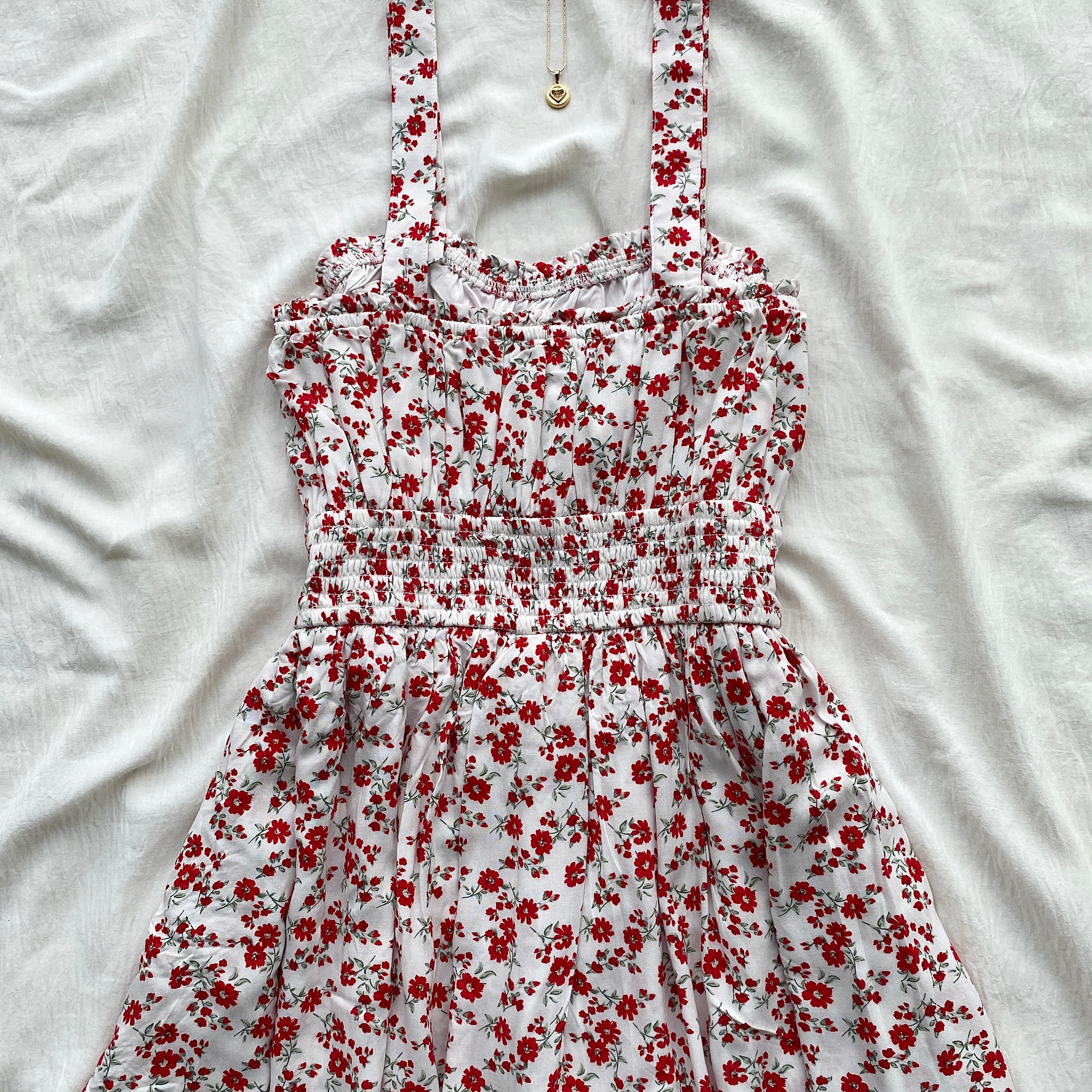 RED FLORAL DRESS FROM HOLLISTER (Bust : 34-38, Upper Waist : 28-34)