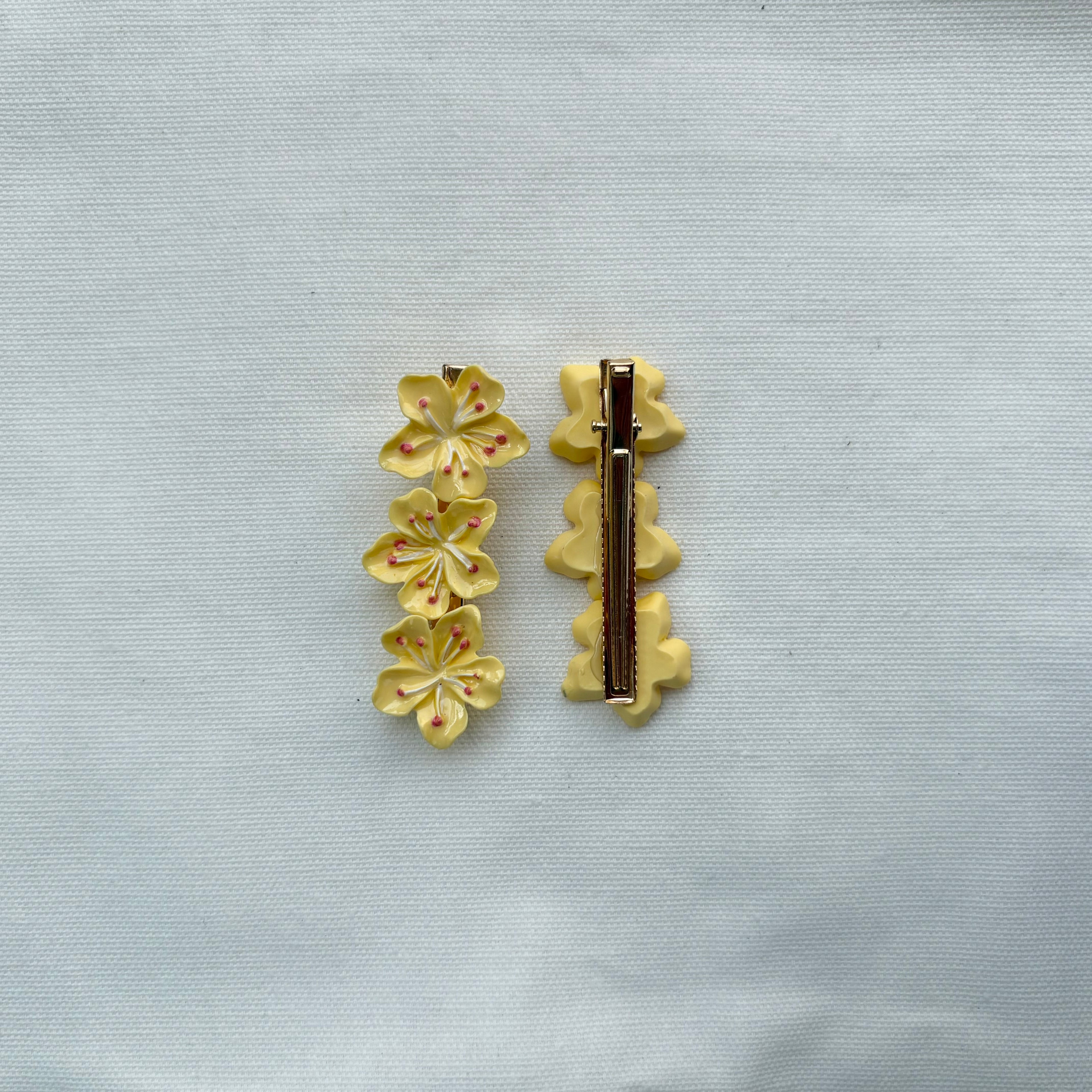 YELLOW CLIP (set of two)