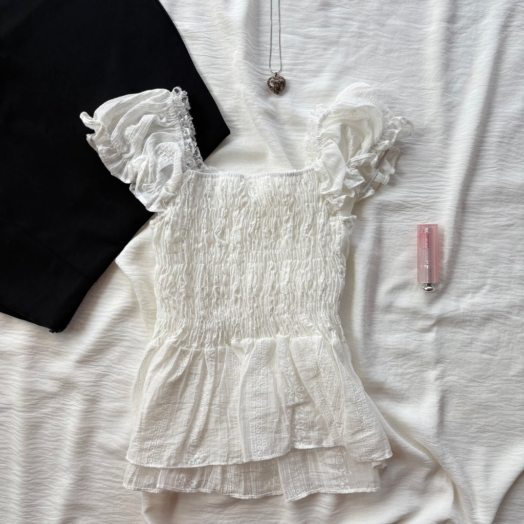 WHITE TOP (Bust : 28-34, Upper Waist : 24-28)