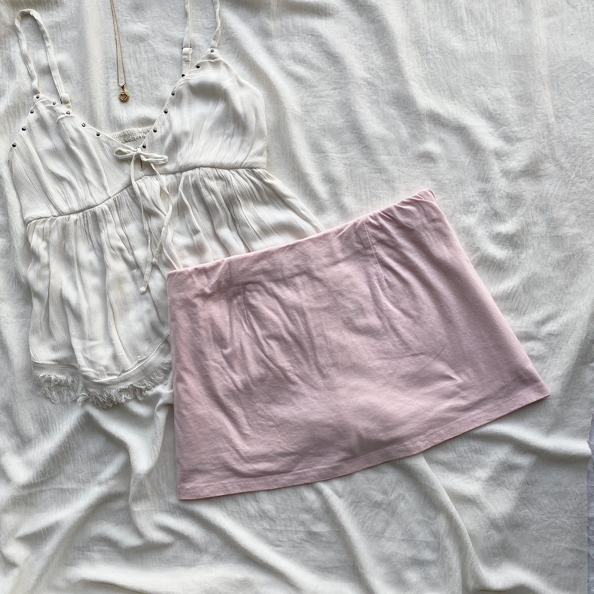 PINK SKIRT FROM FREE PEOPLE (Waist : 30-34)