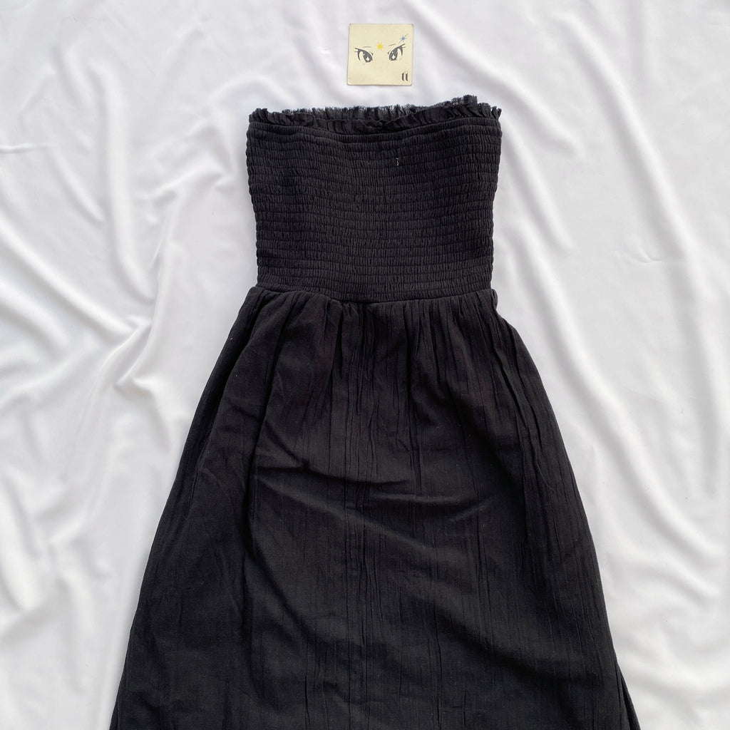 BLACK BANDEAU 2 IN 1 (DRESS AND SKIRT) FROM AEROPOSTALE (Bust : 28-32, Upper Waist : 23-28)