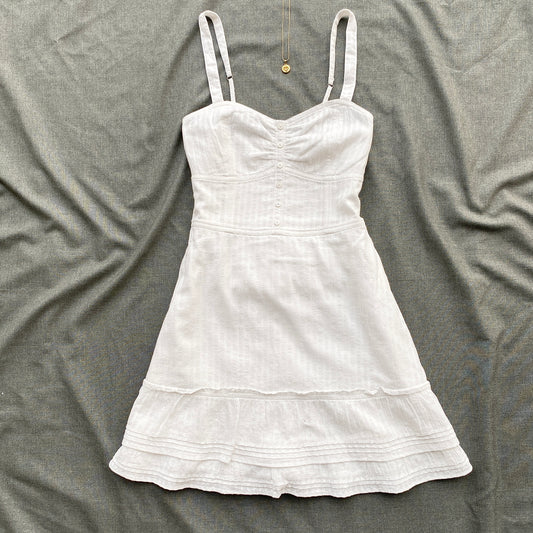 WHITE DRESS FROM HOLLISTER (Bust : 30-34, Upper Waist : 24-28)