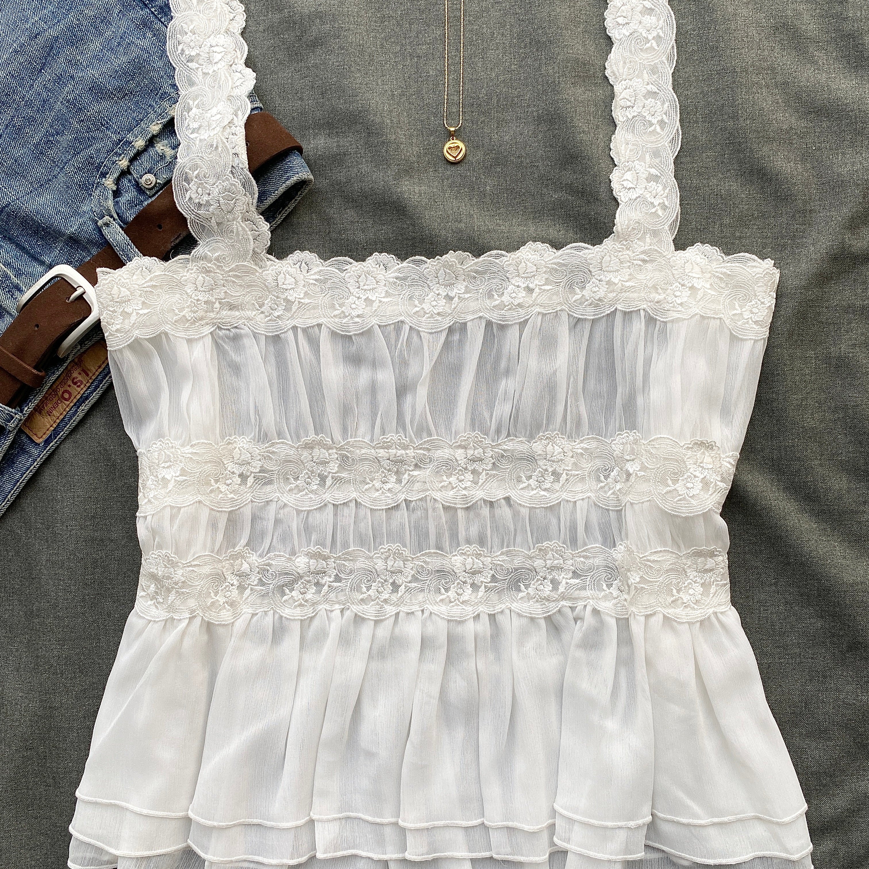 WHITE LACE TOP FROM FREE PEOPLE (Sizes available)