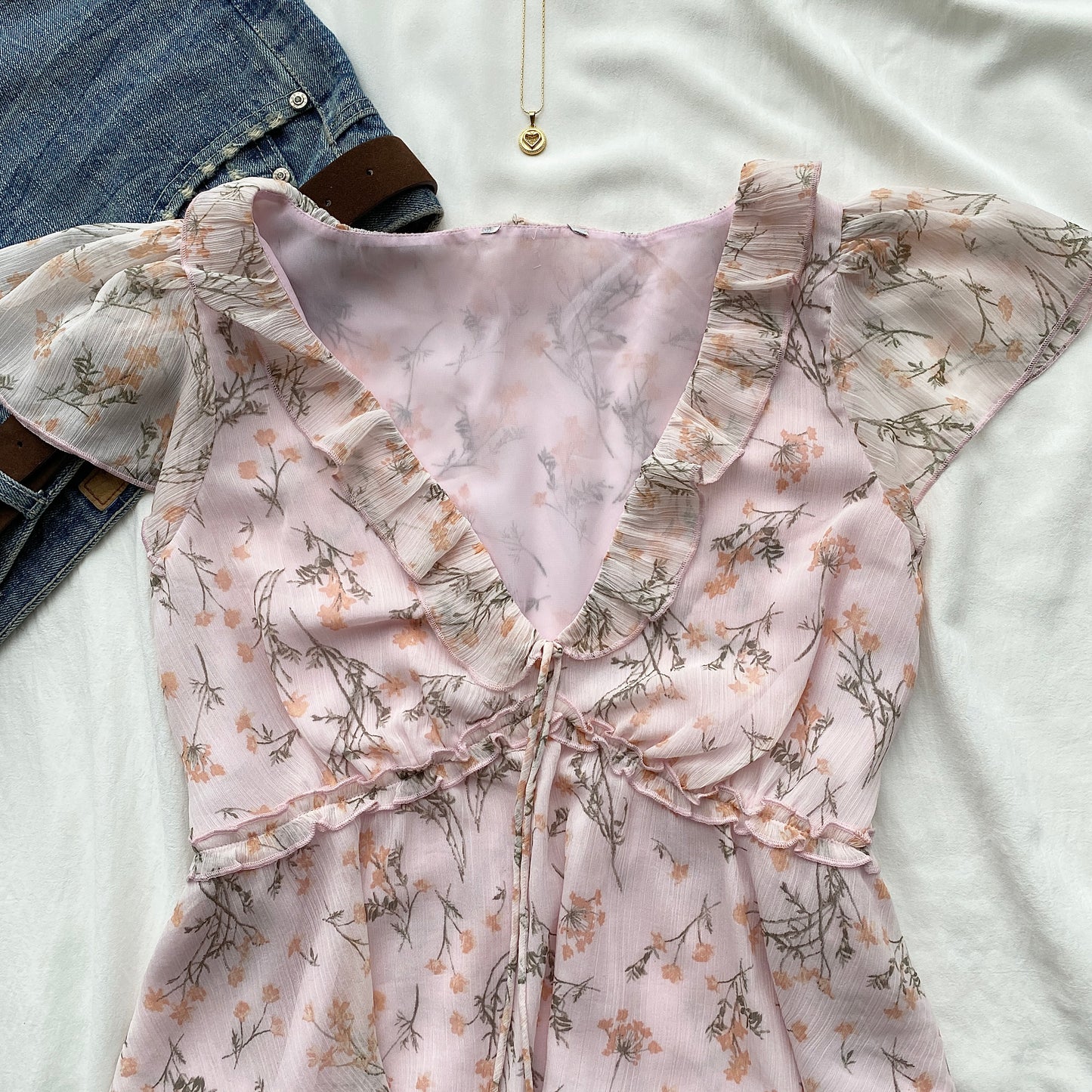PINK FLORAL RUFFLE TOP (Bust : 34-36, Upper Waist : 28-34)