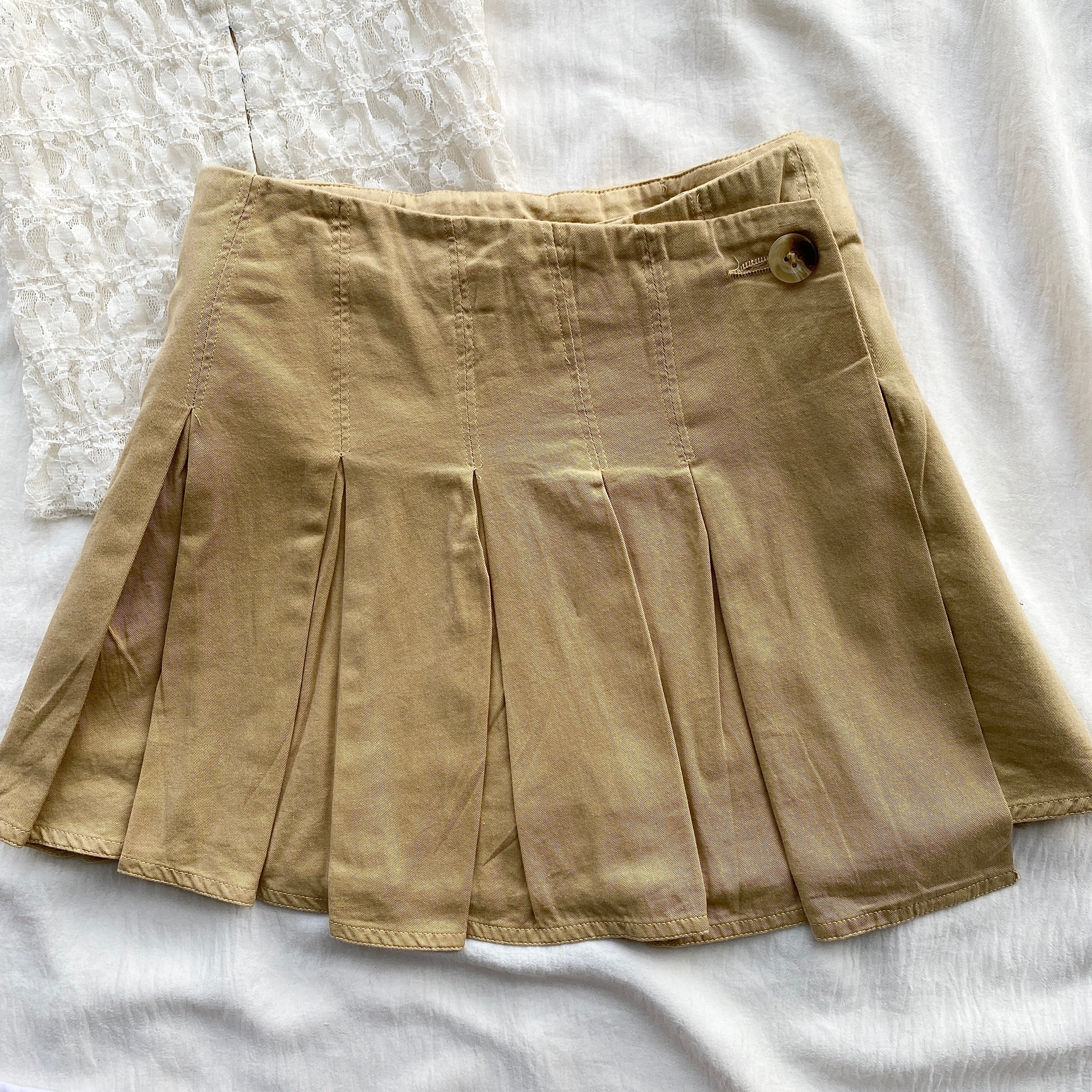 KHAKI PLEATED SKIRT FROM URBAN OUTFITTERS (Sizes available)