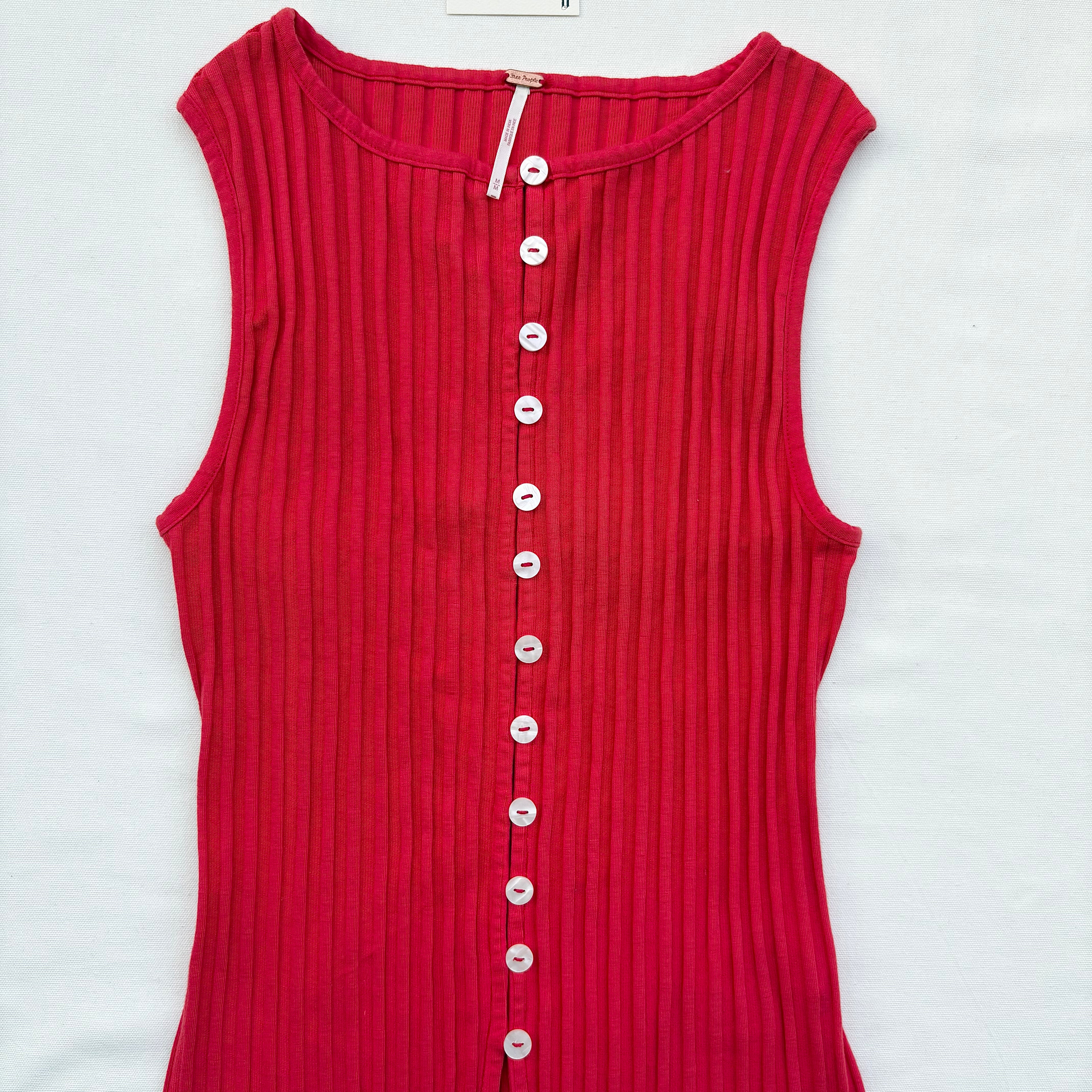 RED TOP FROM FREE PEOPLE (Bust : 28-34, Upper Waist : 24-28)