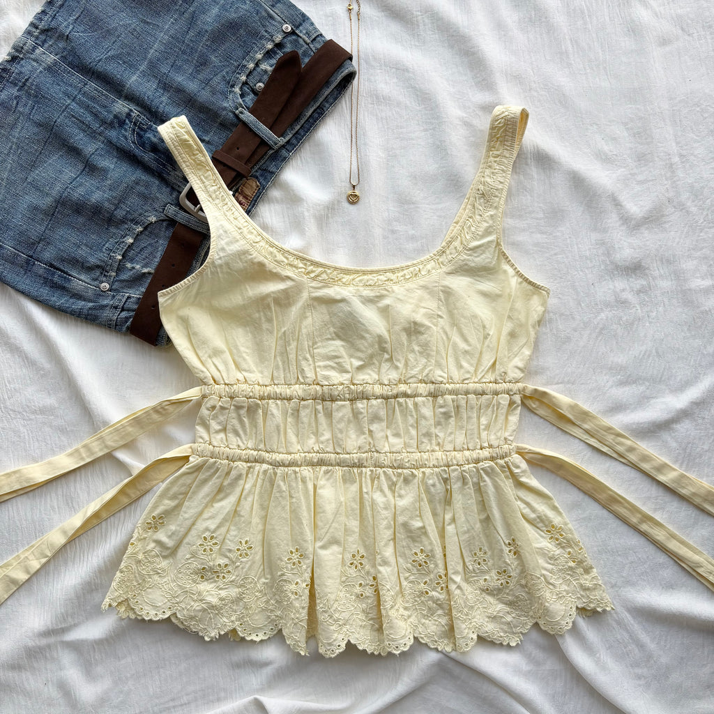 EYELET TOP IN BUTTER YELLOW FROM DAMSON AND MADDER (Bust : 32-34, Upper Waist : 28-30)