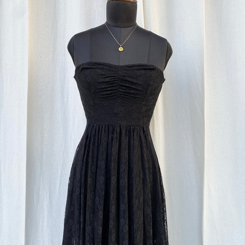 BLACK LACE CORSET DRESS (Bust : 28-32, Upper Waist : 22-28)