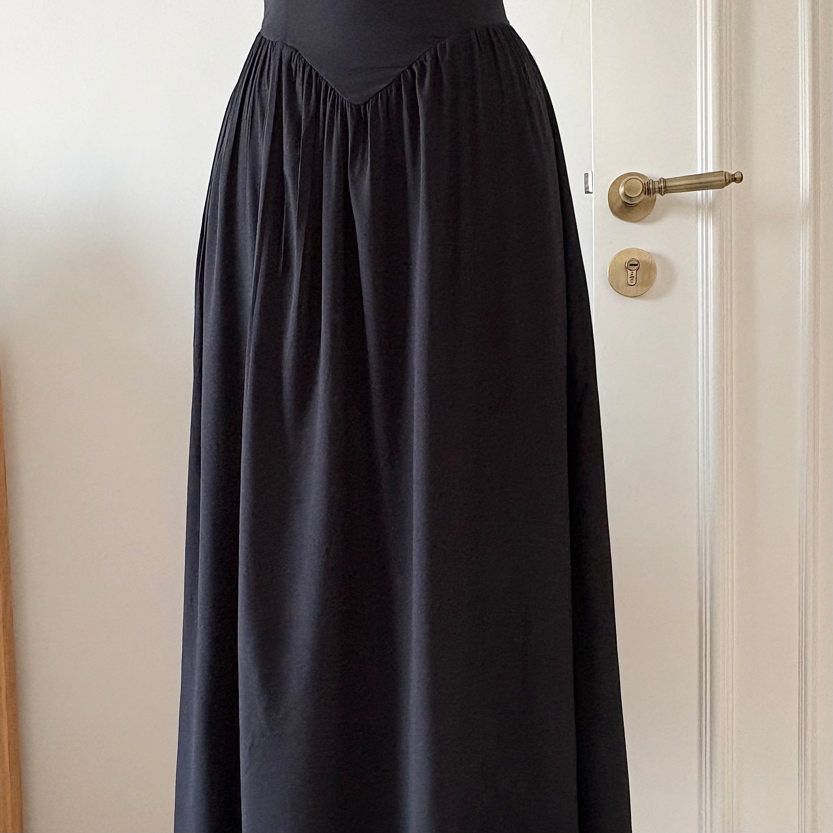 DROP WAIST DRESS IN BLACK (Multiple sizes available)