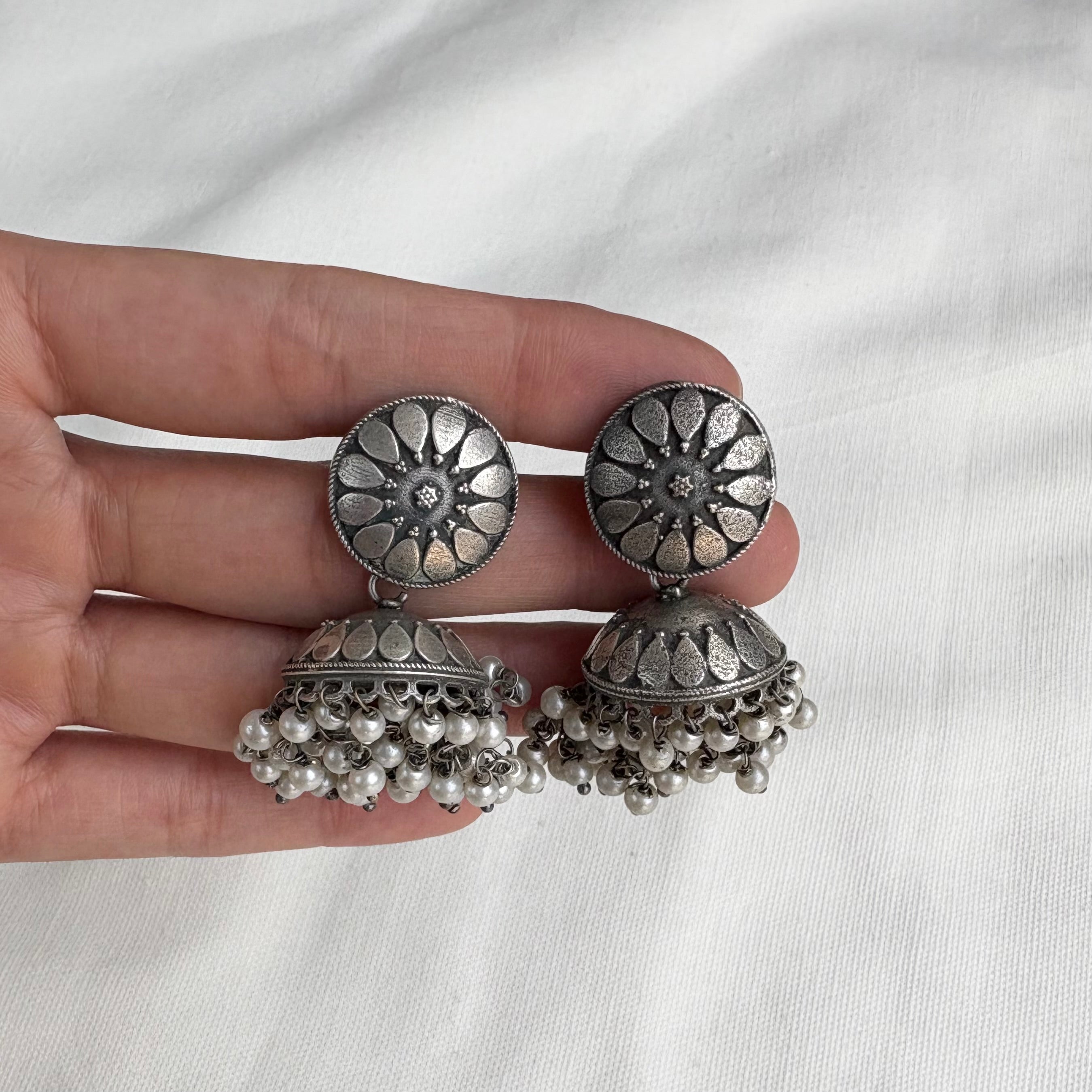 OXIDISED SILVER JUMKE