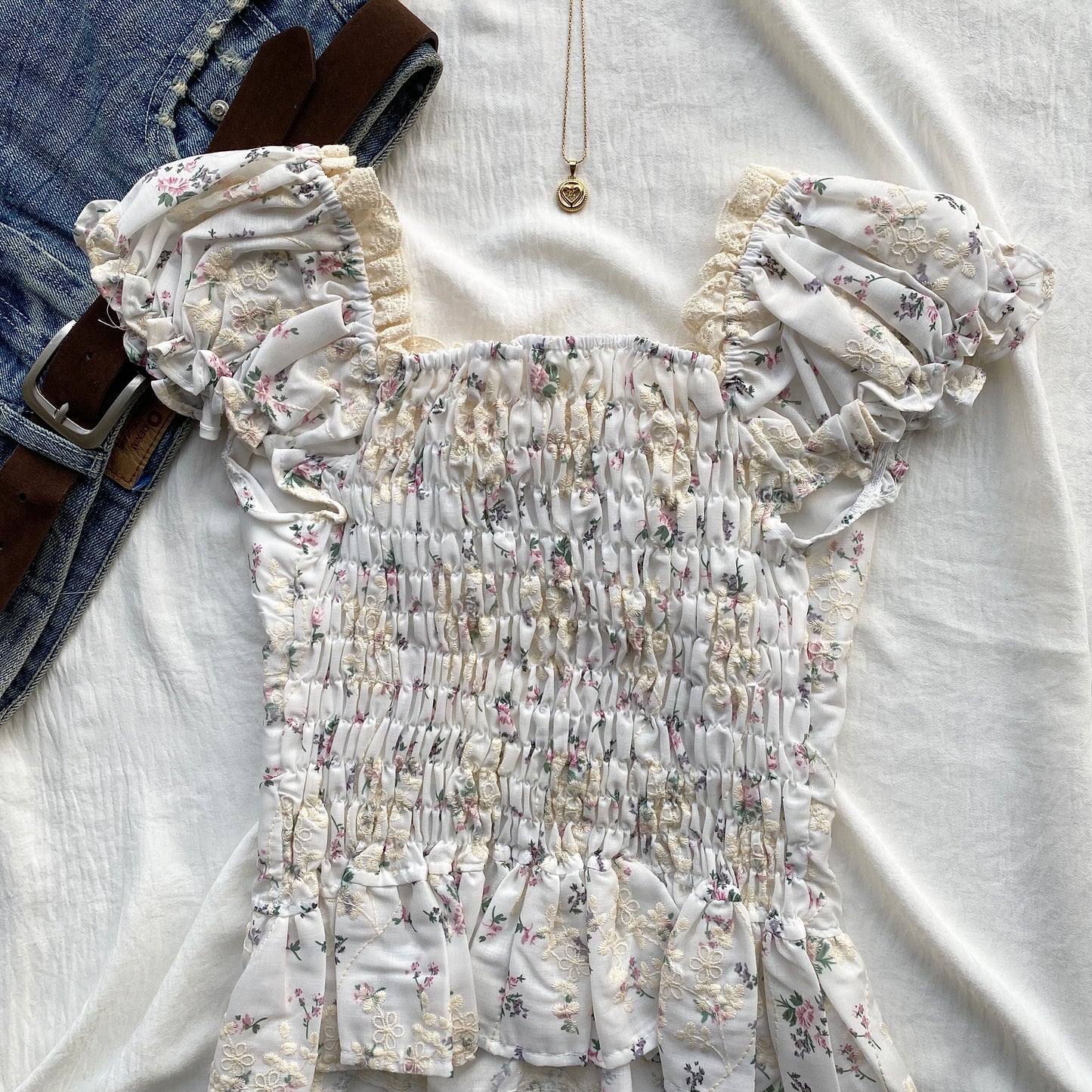 WHITE EMBROIDERED TOP (Bust : 30-34, Upper Waist : 24-28)