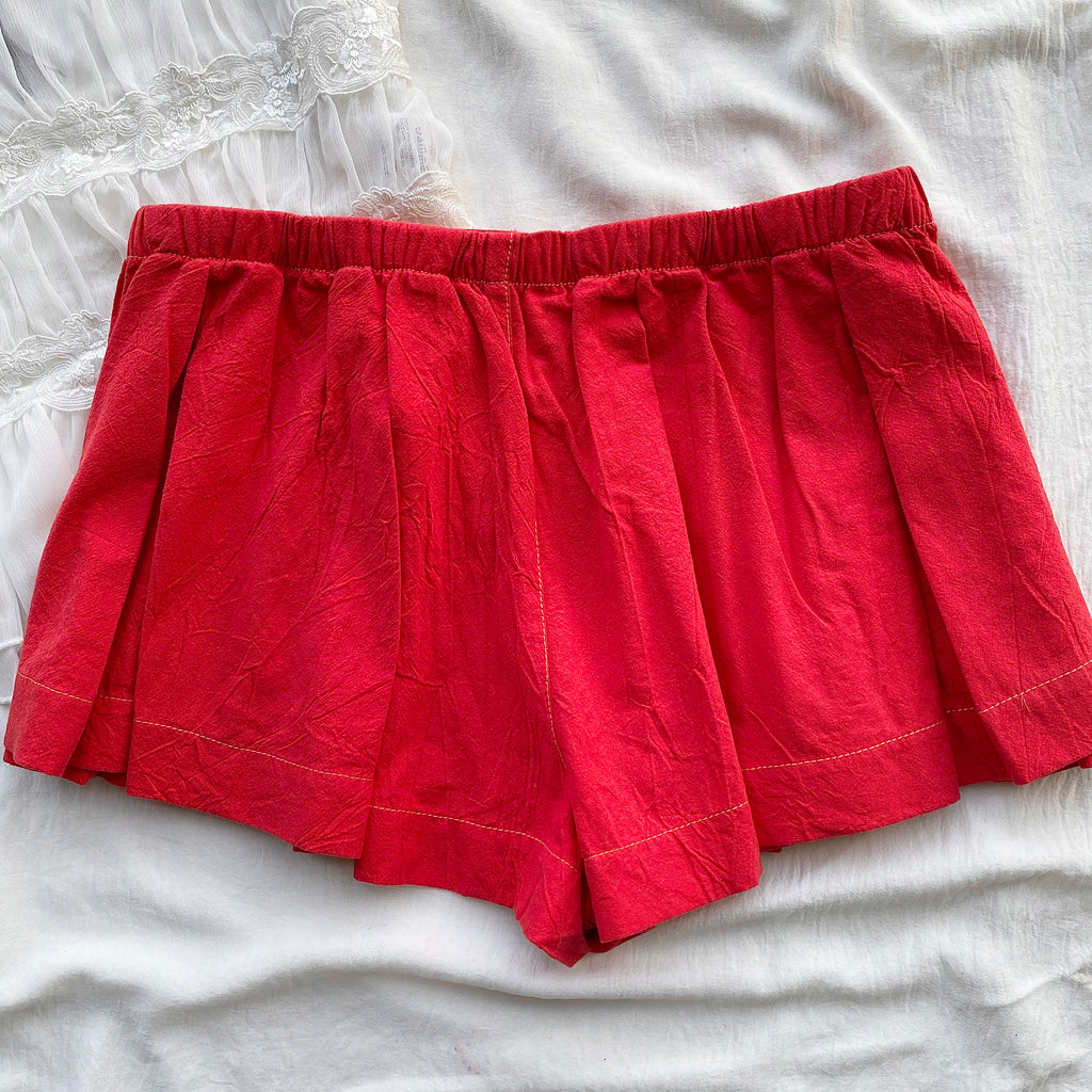 RED MINI TROUSER SHORTS (Waist : 30-34)