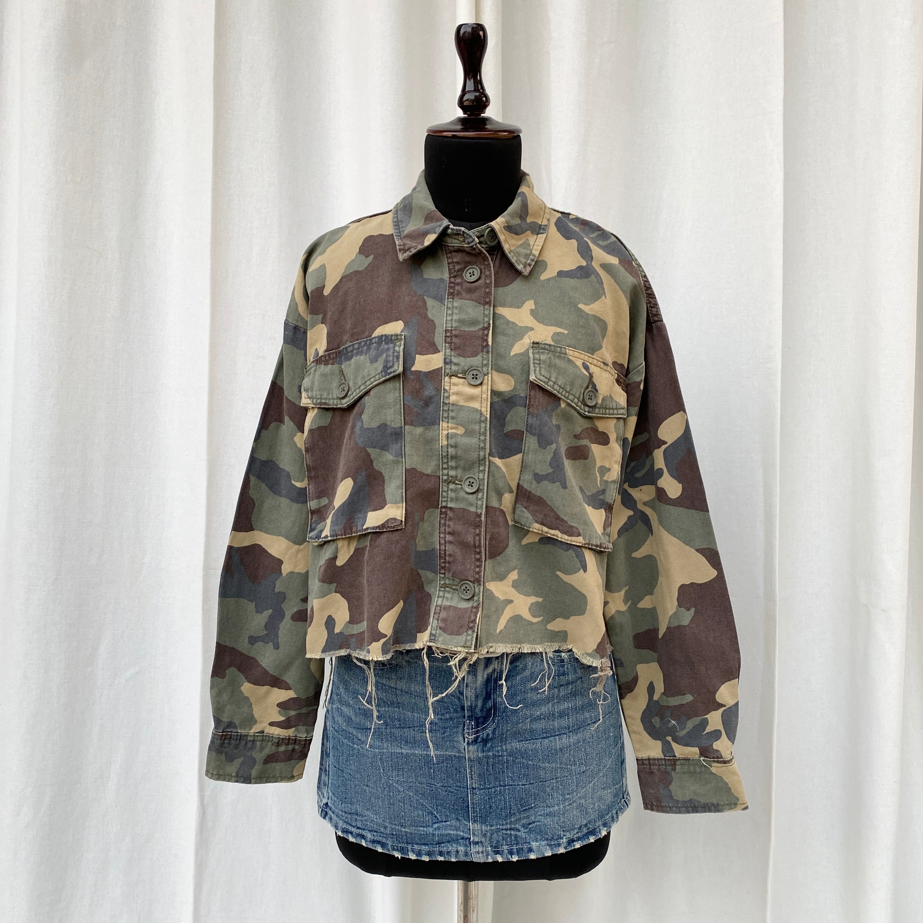 CAMO JACKET FROM TOPSHOP (S/M)