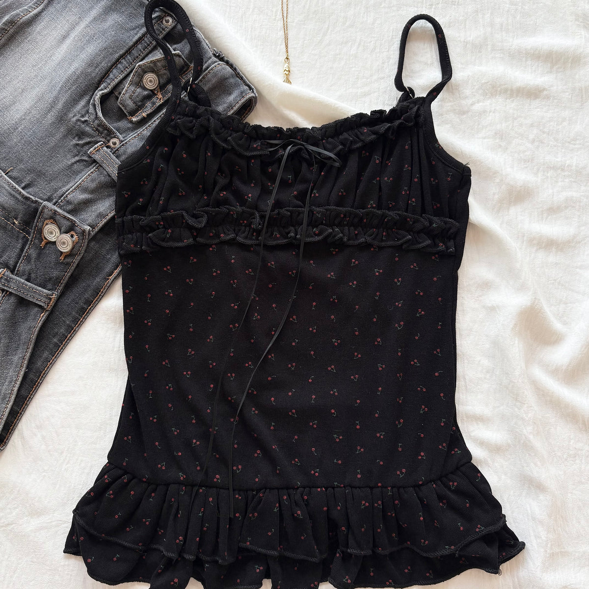 PORCELAIN TOP IN BLACK (Bust :  30-34, Upper Waist : 24-29)