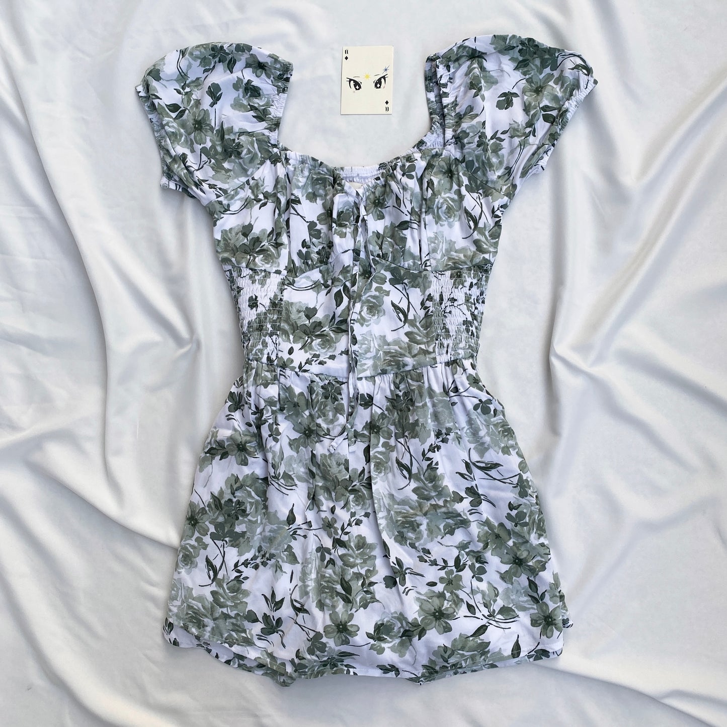 GREEN FLORAL DRESS FROM HOLLISTER (Bust : 30-34, Upper Waist : 24-29)