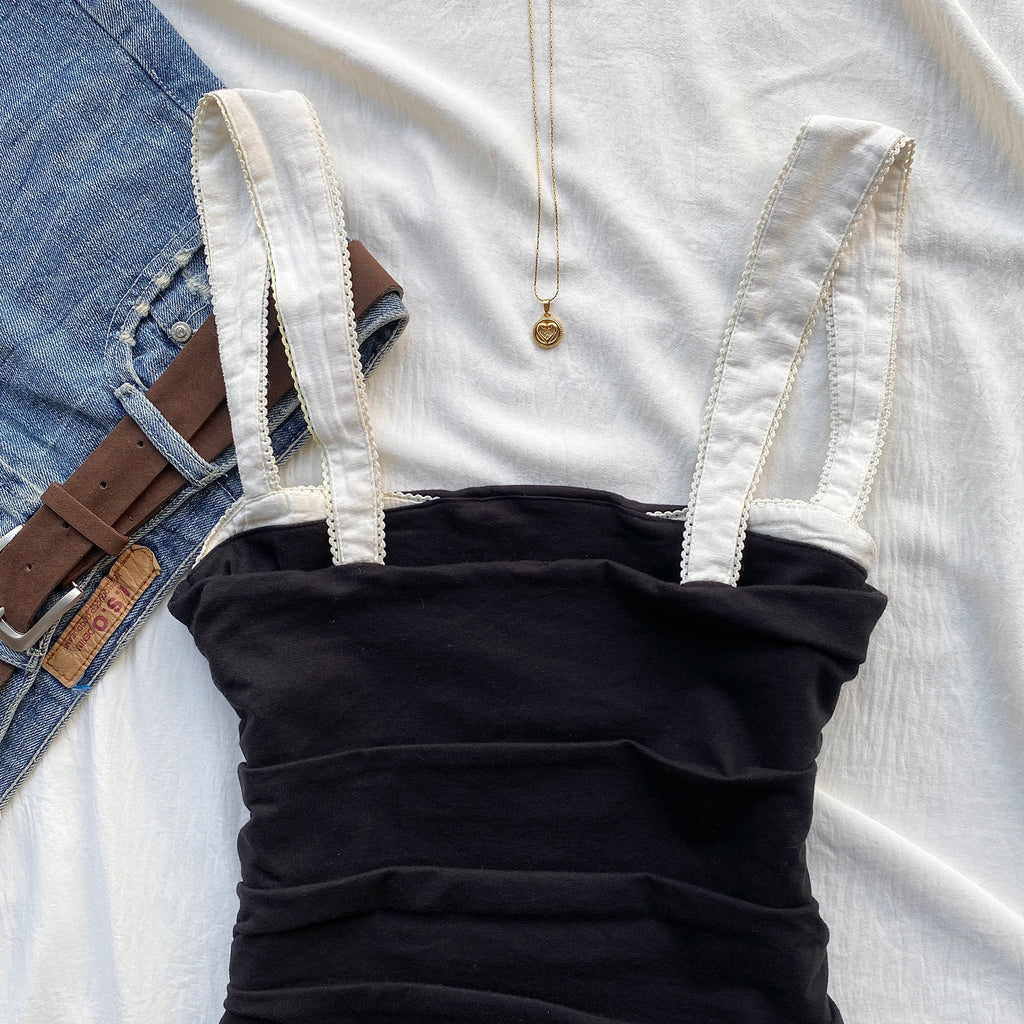 BLACK AND WHITE TOP FROM FREE PEOPLE (Bust : 30-34, Upper Waist : 26-28)
