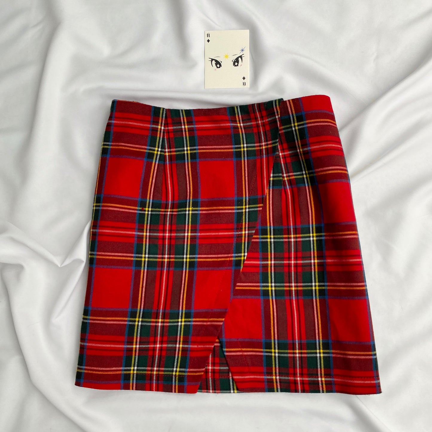 RED PLAID SKIRT (Waist : 24-26)