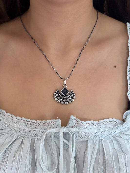 CRESCENT STONE NECKLACE AND EARRING