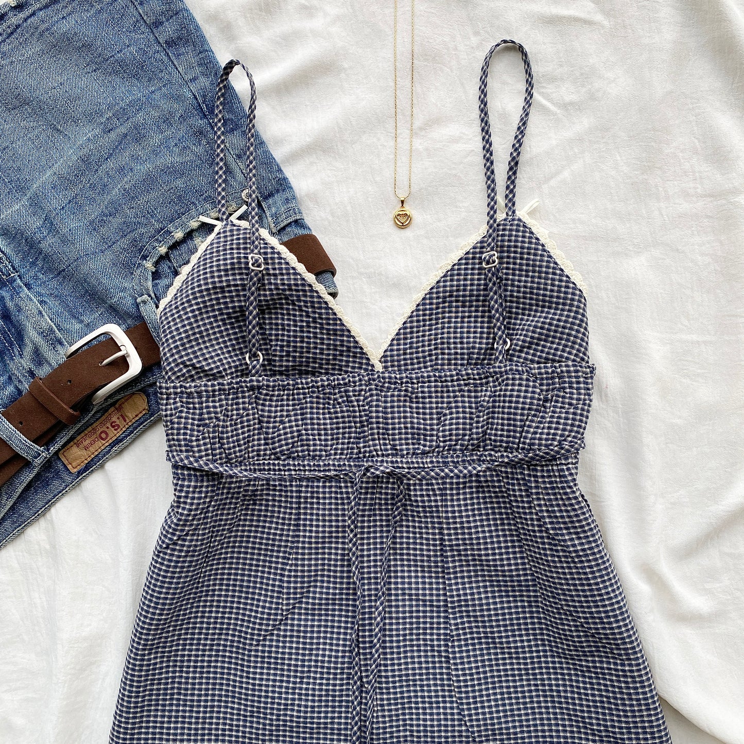 PICNIC DATE CAMI TOP IN NAVY (Sizes available)