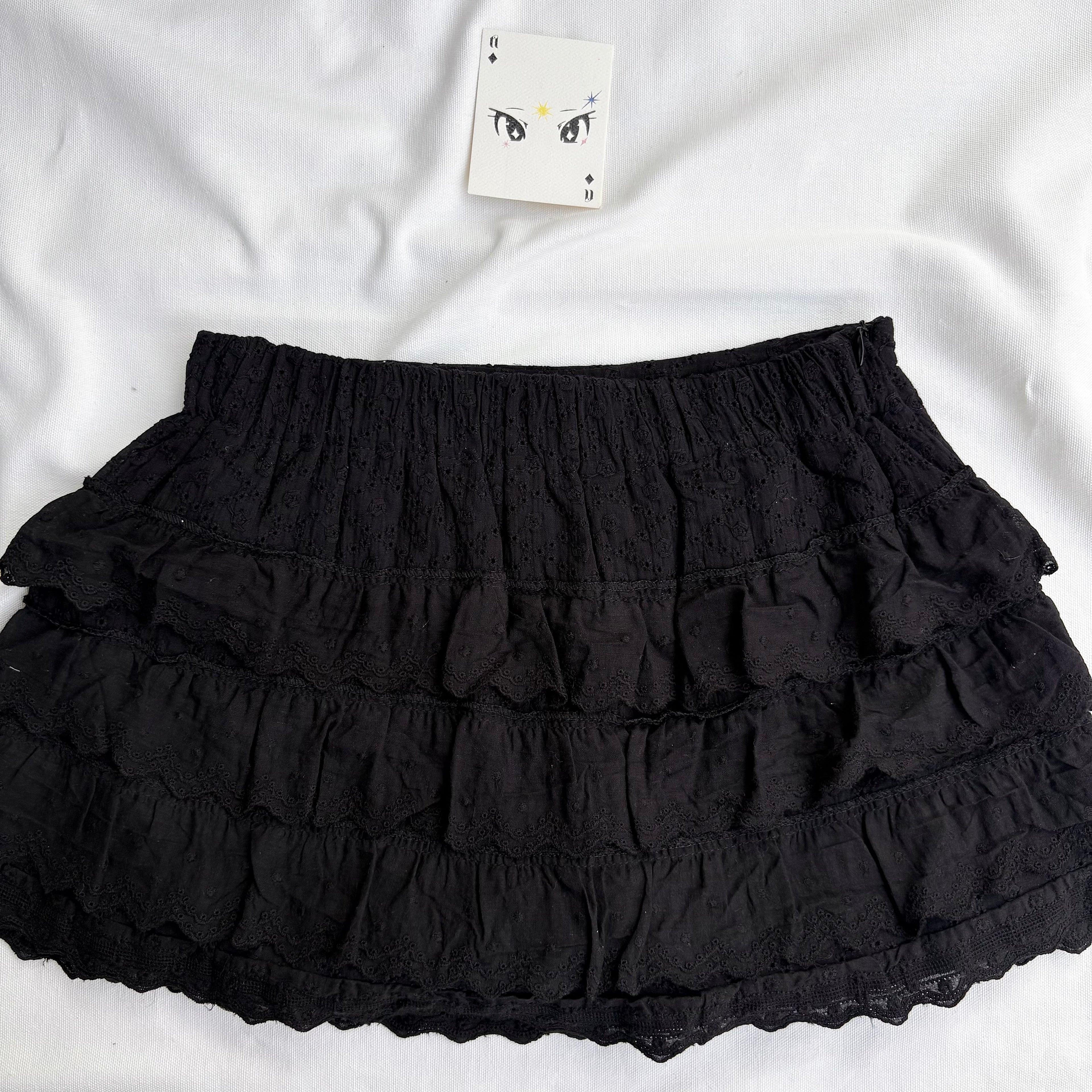 BLACK EYELET SKIRT (Waist : 24-28)