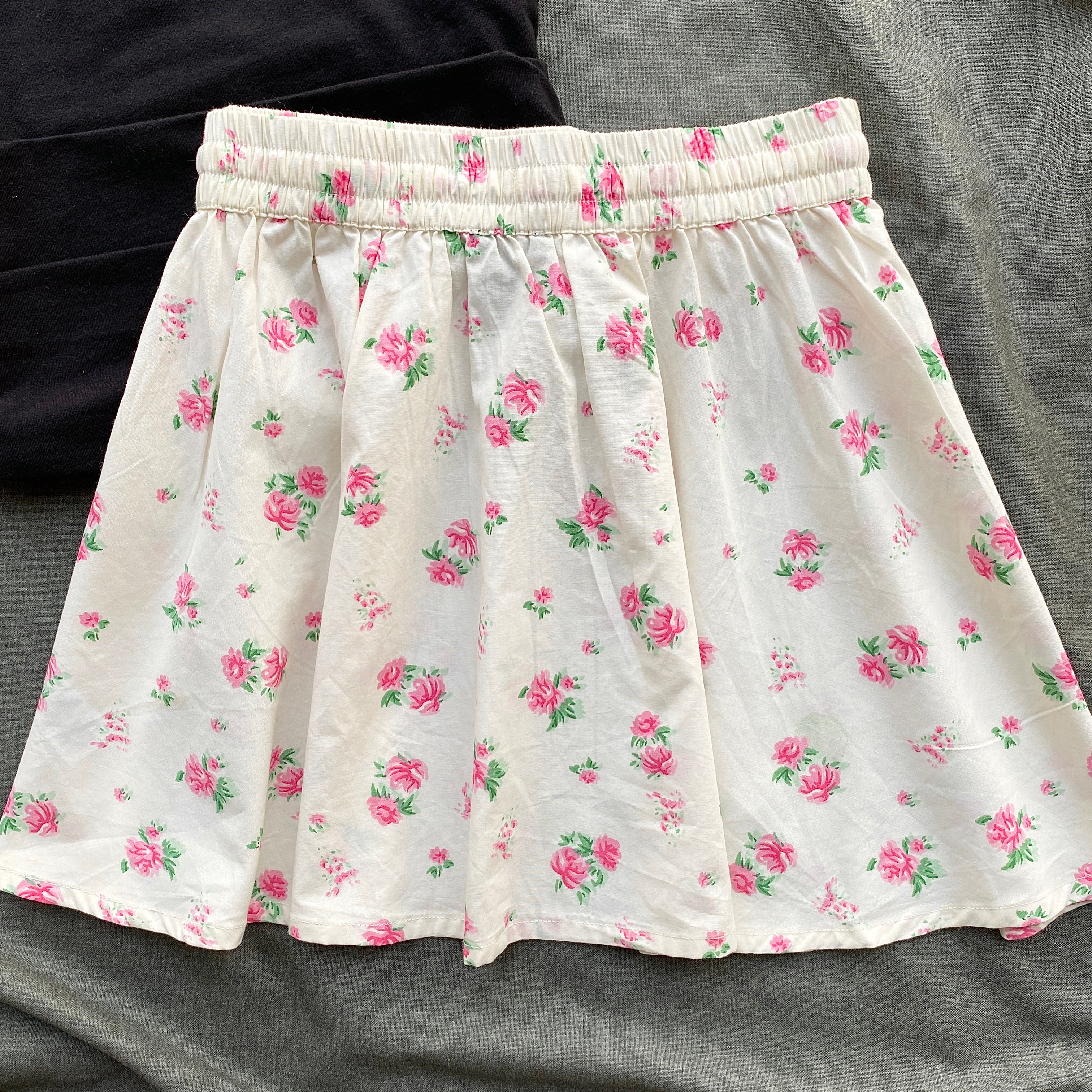 FLORA SKIRT (Waist : 28-32)