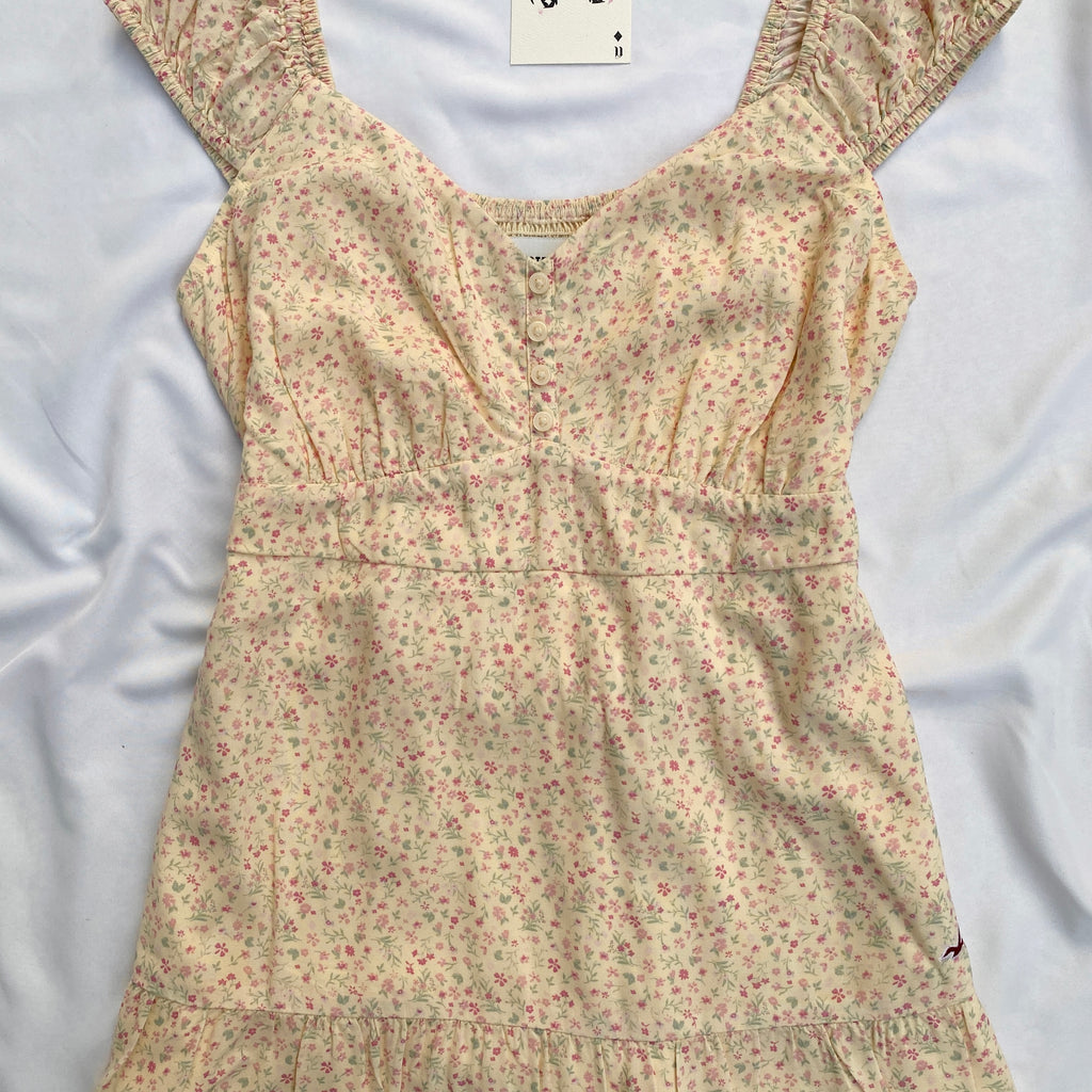 YELLOW FLORAL DRESS FROM HOLLISTER (Bust : 32-34, Upper Waist : 24-28)