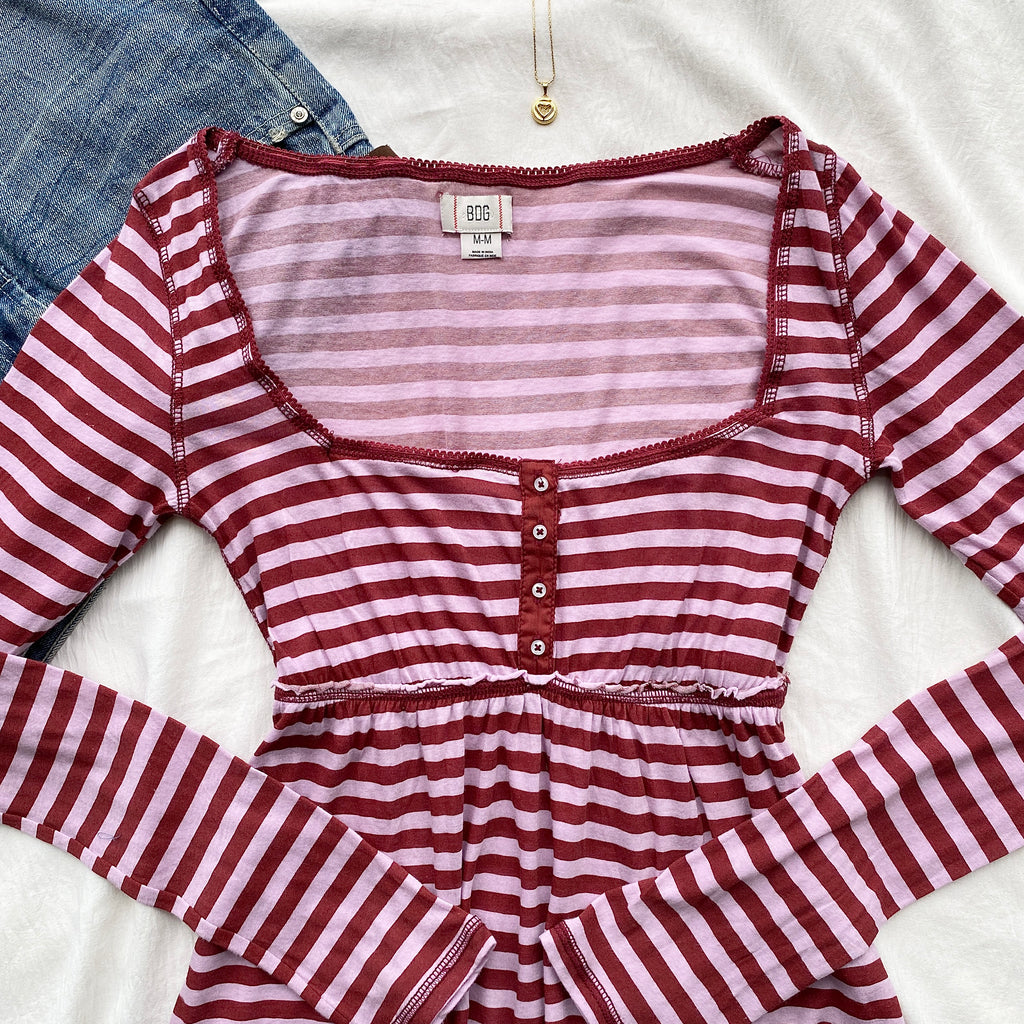 PINK HENLEY TOP FROM URBAN OUTFITTERS (Bust : 32-34, Upper Waist : 26-34)