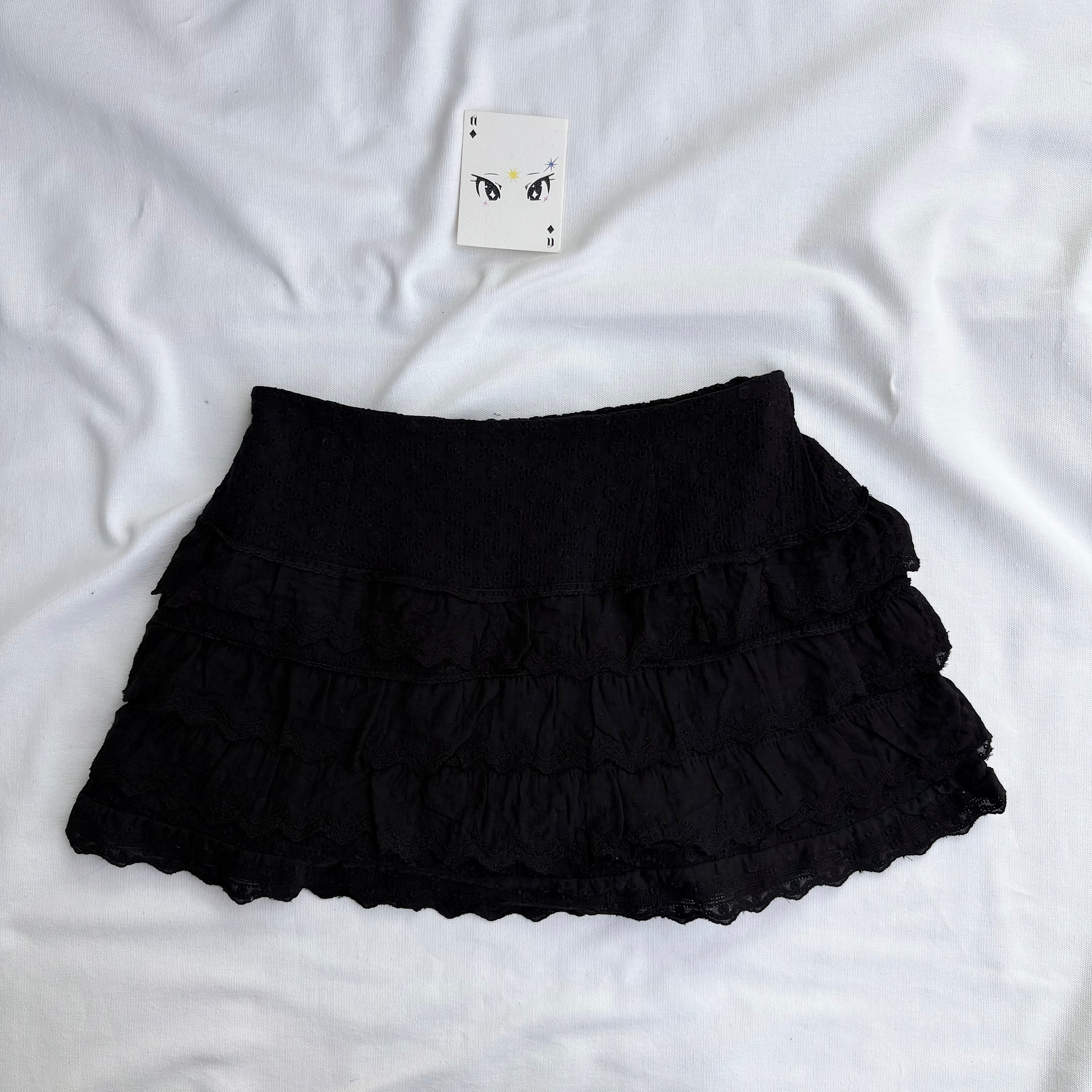 BLACK EYELET SKIRT (Waist : 24-28)