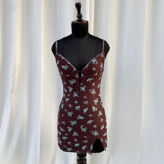 BROWN AND BLUE FLORAL DRESS  (Bust : 28-32, Upper Waist : 24-28)