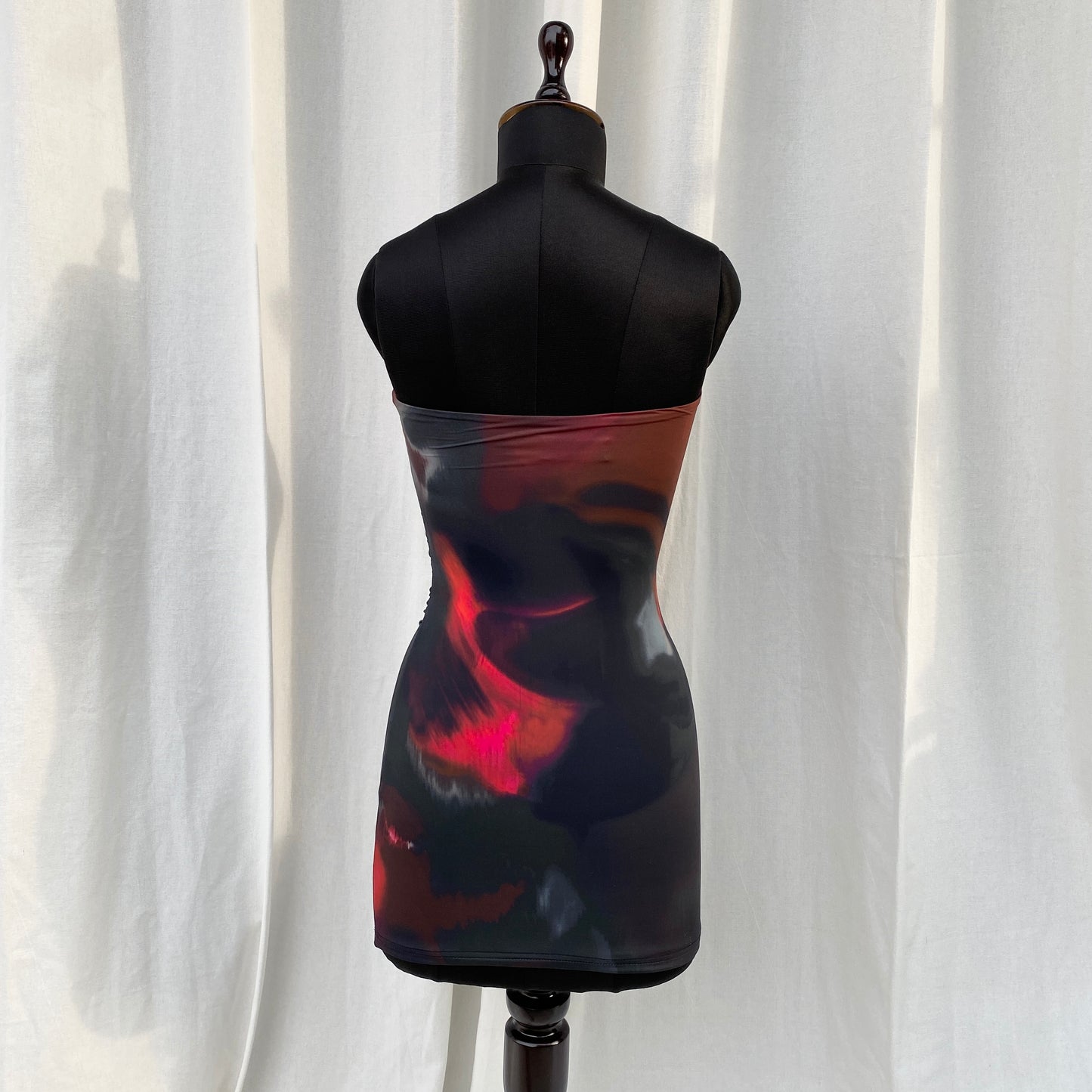 BLACK STRAPLESS MINI DRESS  ( Bust : 30-34, Upper Waist : 23-28)